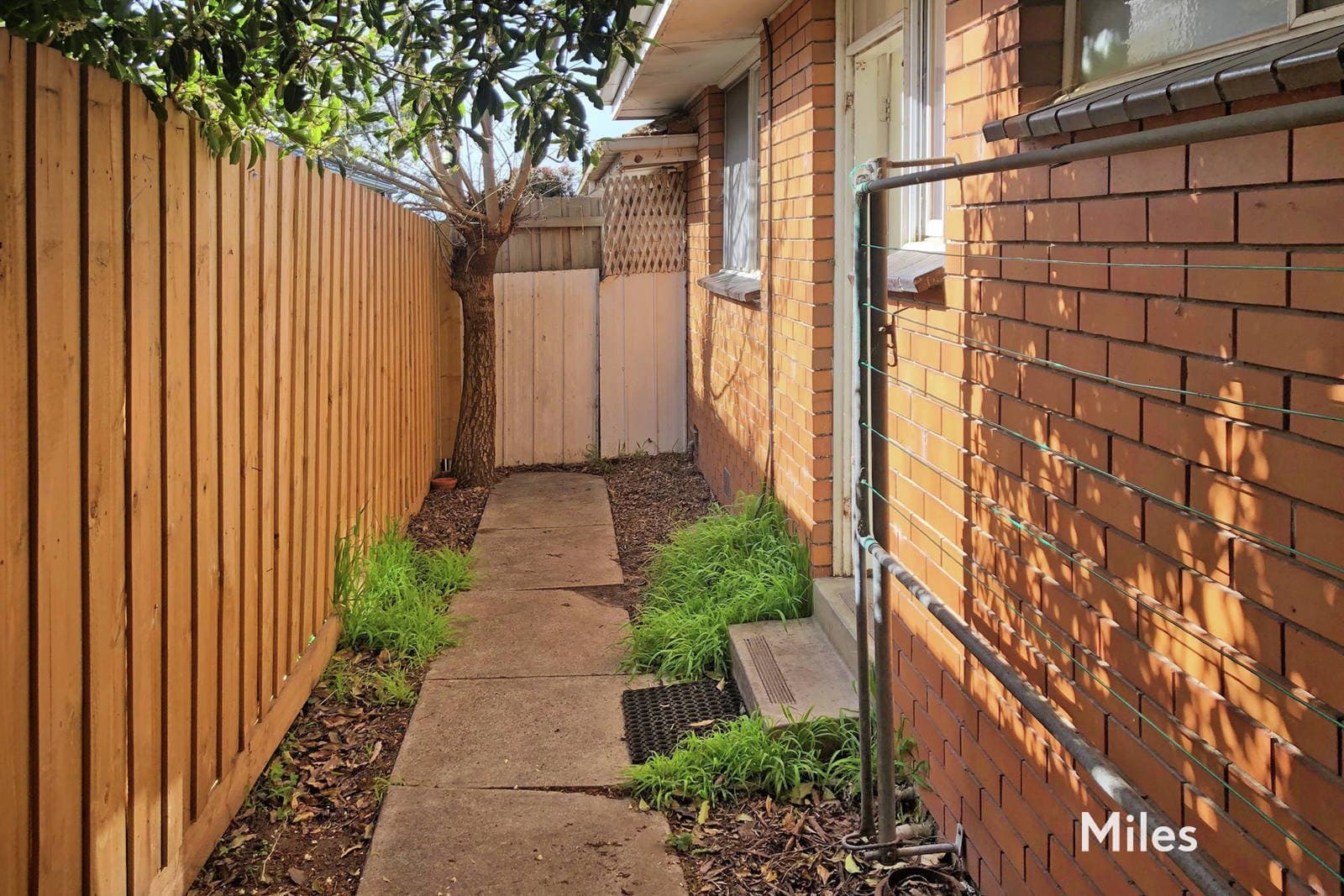 3/218 Waiora Road, Rosanna, Rosanna - Thumbnail 2
