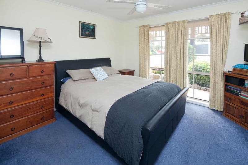 1 Lexton Drive, Langwarrin VIC 3910, Langwarrin - Thumbnail 8