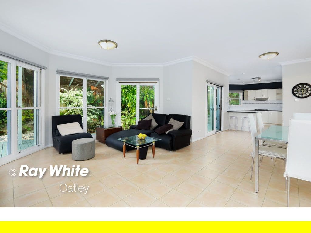 83 Lansdowne Crescent, Oatley - Thumbnail 4