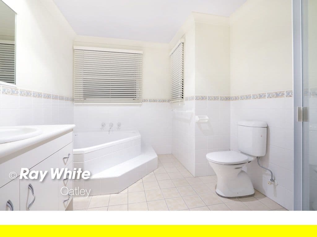 83 Lansdowne Crescent, Oatley - Thumbnail 6