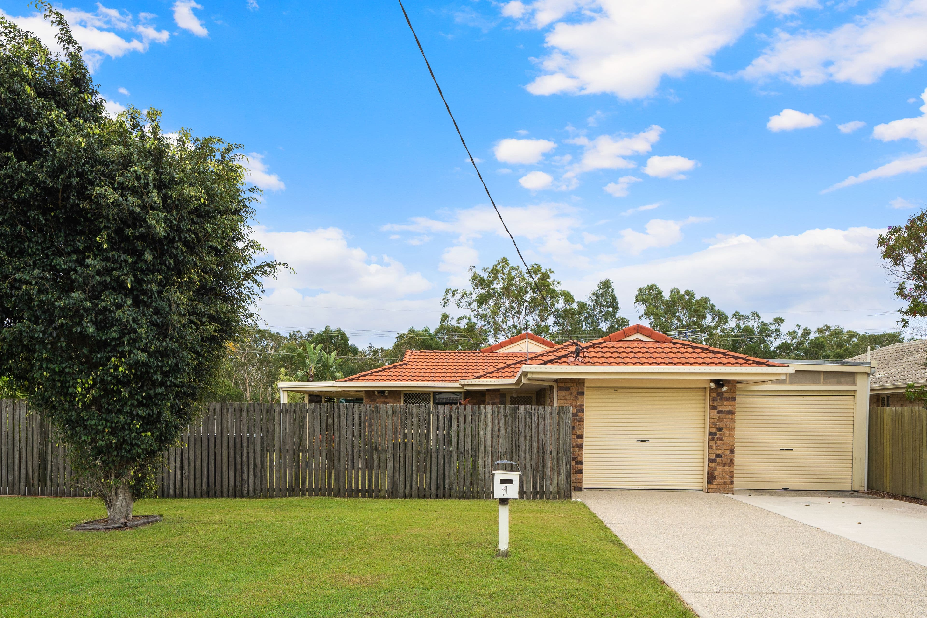 1 Brendan Court, Deception Bay QLD 4508, Deception Bay - Thumbnail 2