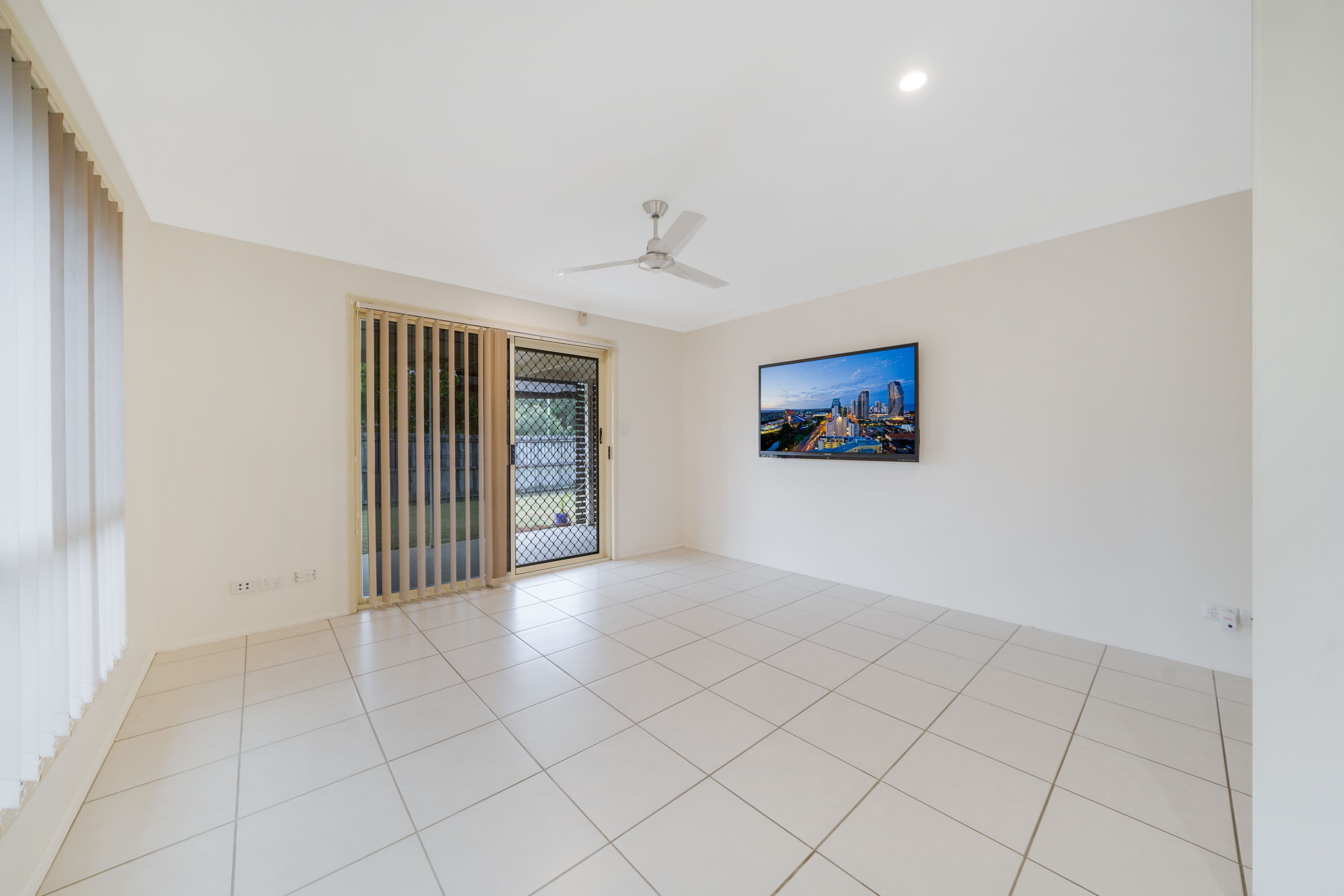 1 Brendan Court, Deception Bay QLD 4508, Deception Bay - Thumbnail 4