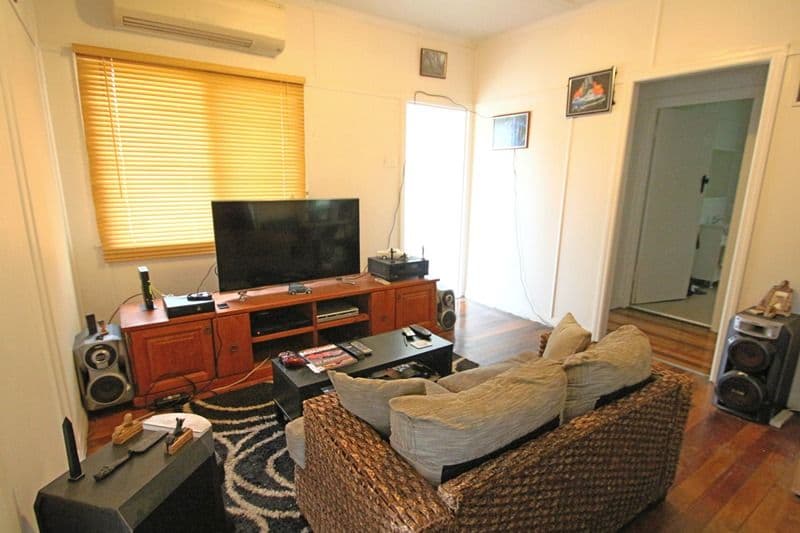 5 Creek Street, Silkstone QLD 4304, Silkstone - Thumbnail 4