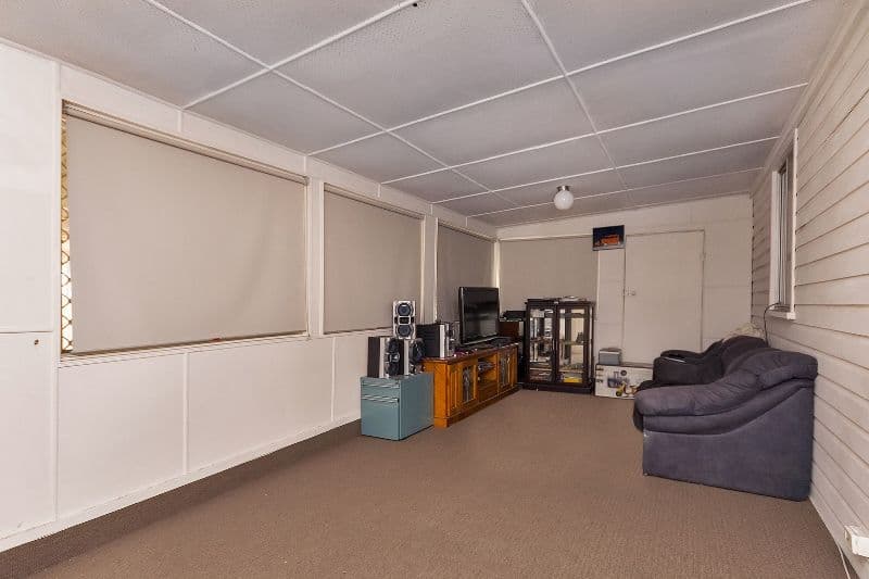 5 Creek Street, Silkstone QLD 4304, Silkstone - Thumbnail 5