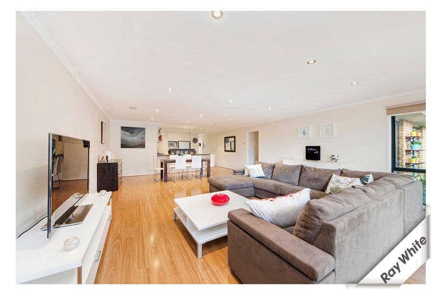 21 Tea Gardens, GUNGAHLIN ACT 2912, Gungahlin - Thumbnail 2