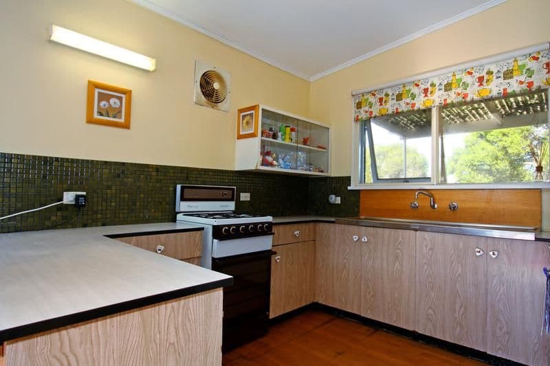 19 Sundew Avenue, ROSEBUD VIC 3939, Rosebud - Thumbnail 3