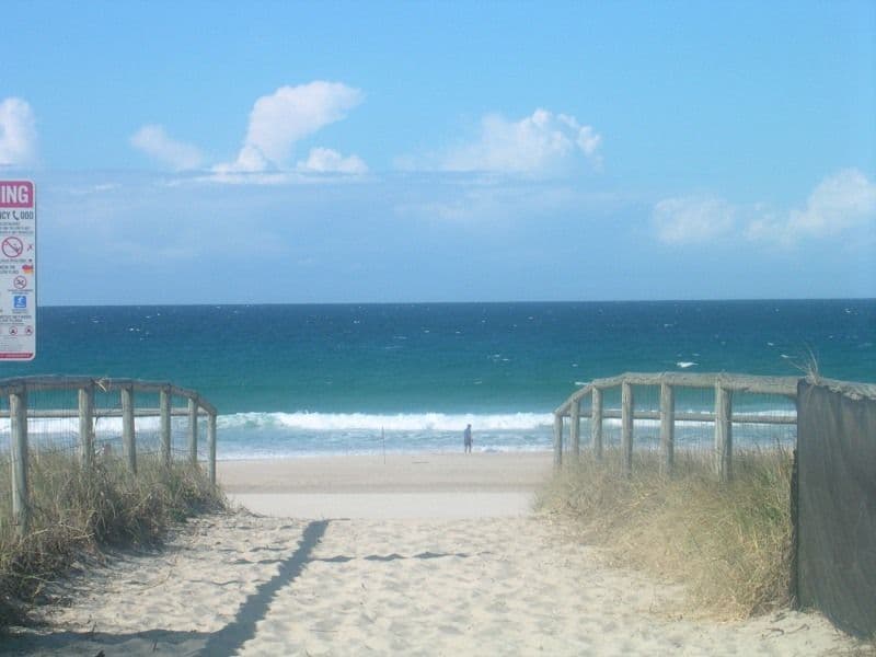 10A Alfred Street, MERMAID BEACH QLD 4218, Mermaid Beach - Thumbnail 3