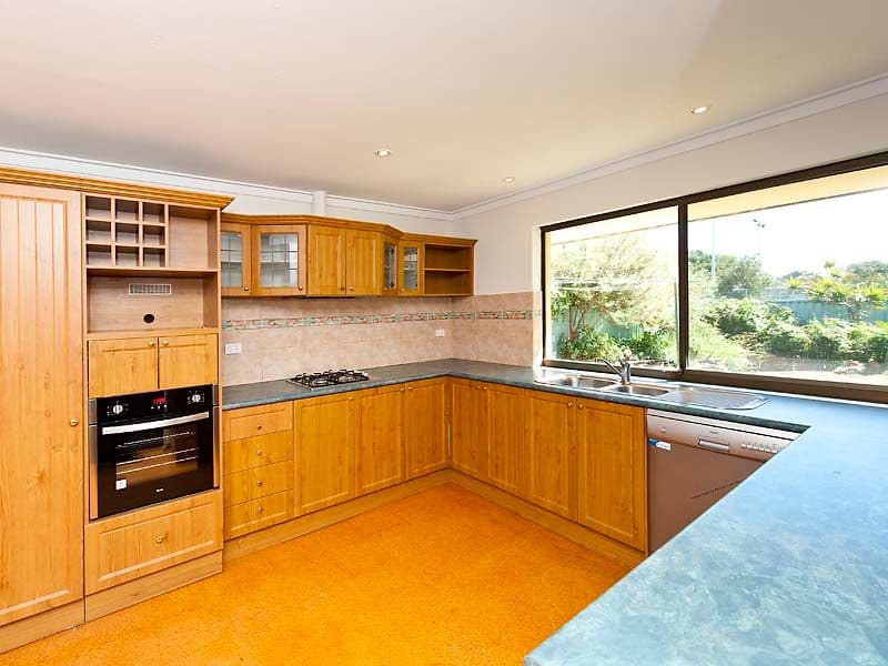 18 McClure Street, SAFETY BAY WA 6169, Safety Bay - Thumbnail 7