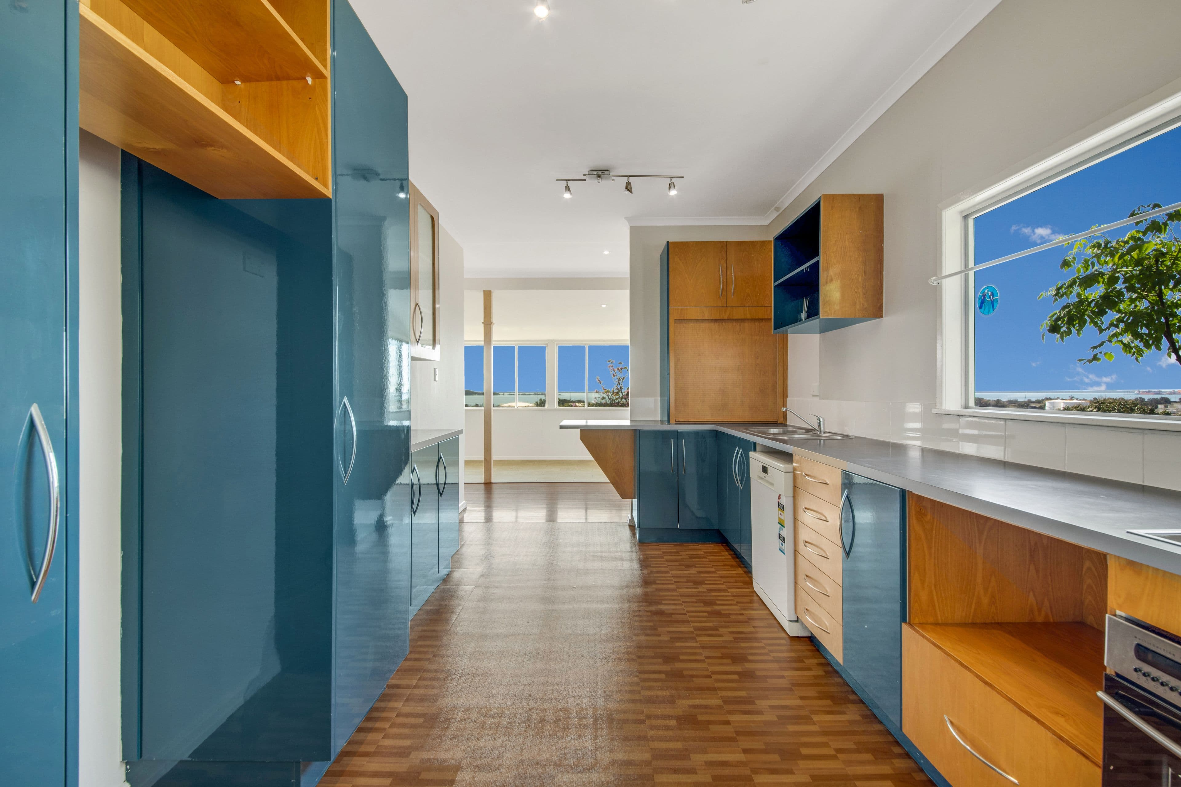 32-34 Auckland Street, Gladstone Central QLD 4680, Gladstone Central - Thumbnail 7