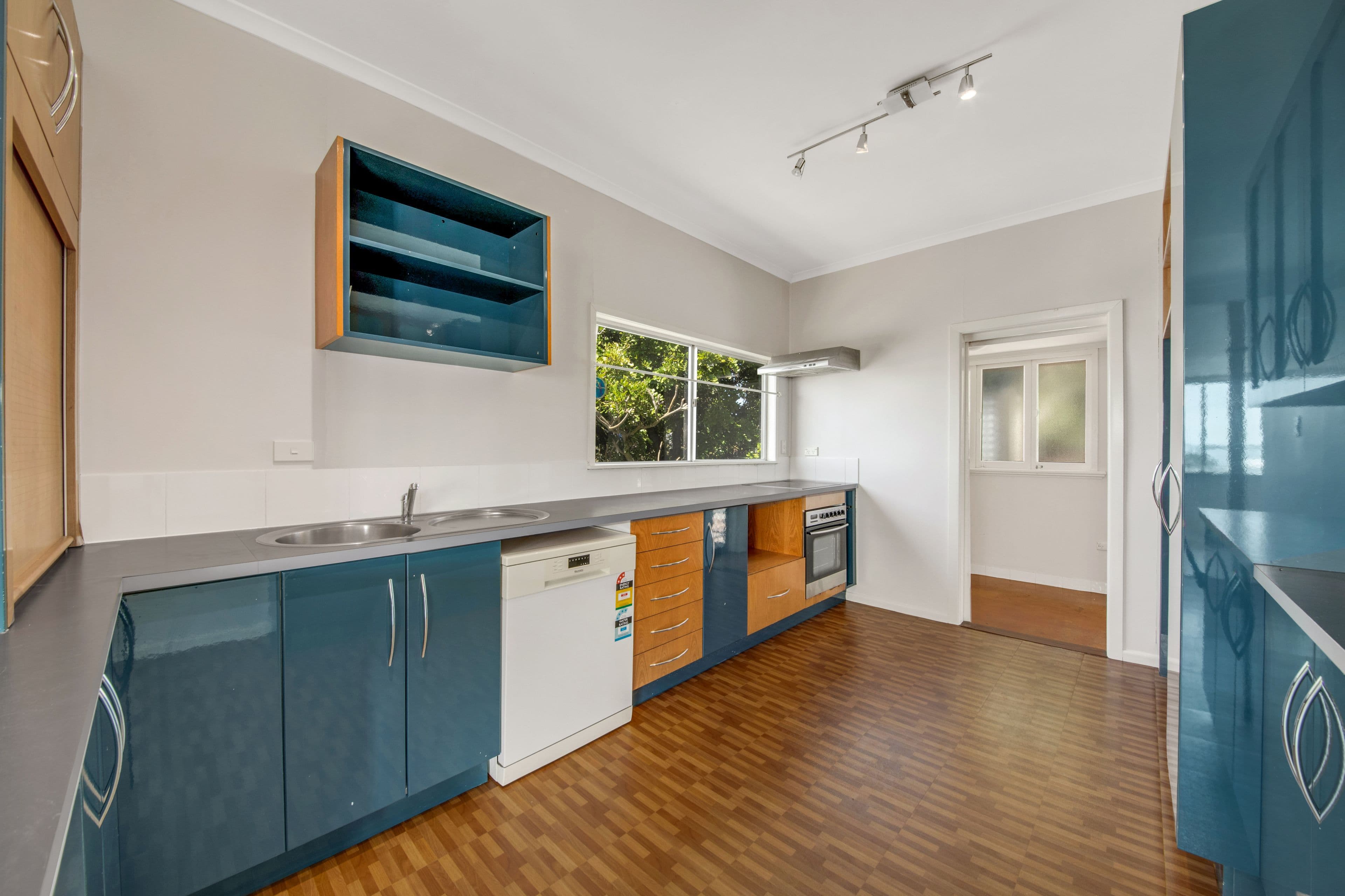 32-34 Auckland Street, Gladstone Central QLD 4680, Gladstone Central - Thumbnail 8