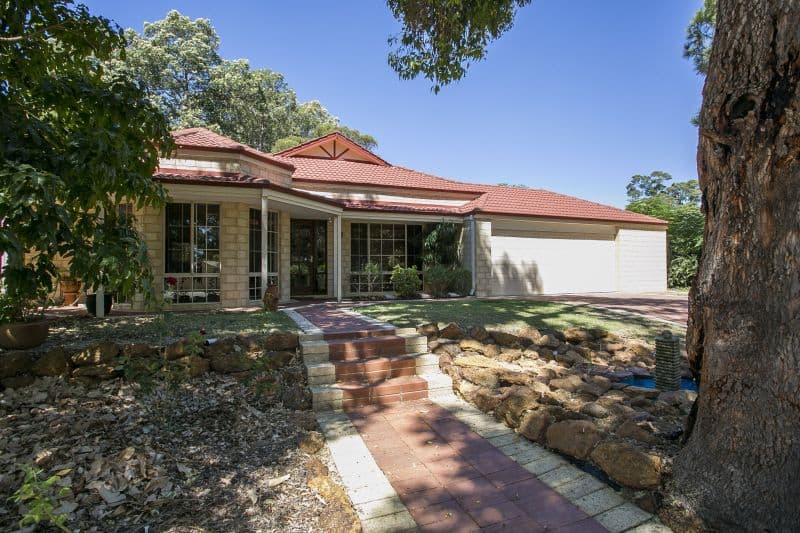 22 Davies Crescent, Gooseberry Hill WA 6076, Gooseberry Hill - Thumbnail 3