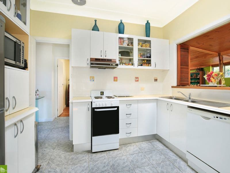 51 Cranford Lane, Figtree - Thumbnail 4
