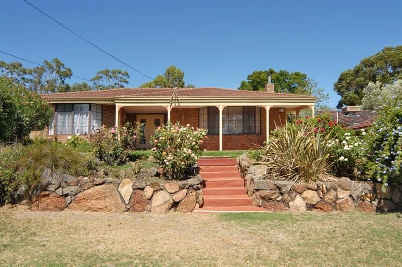 19 Snowball Road, KALAMUNDA WA 6076, Kalamunda - Thumbnail 2