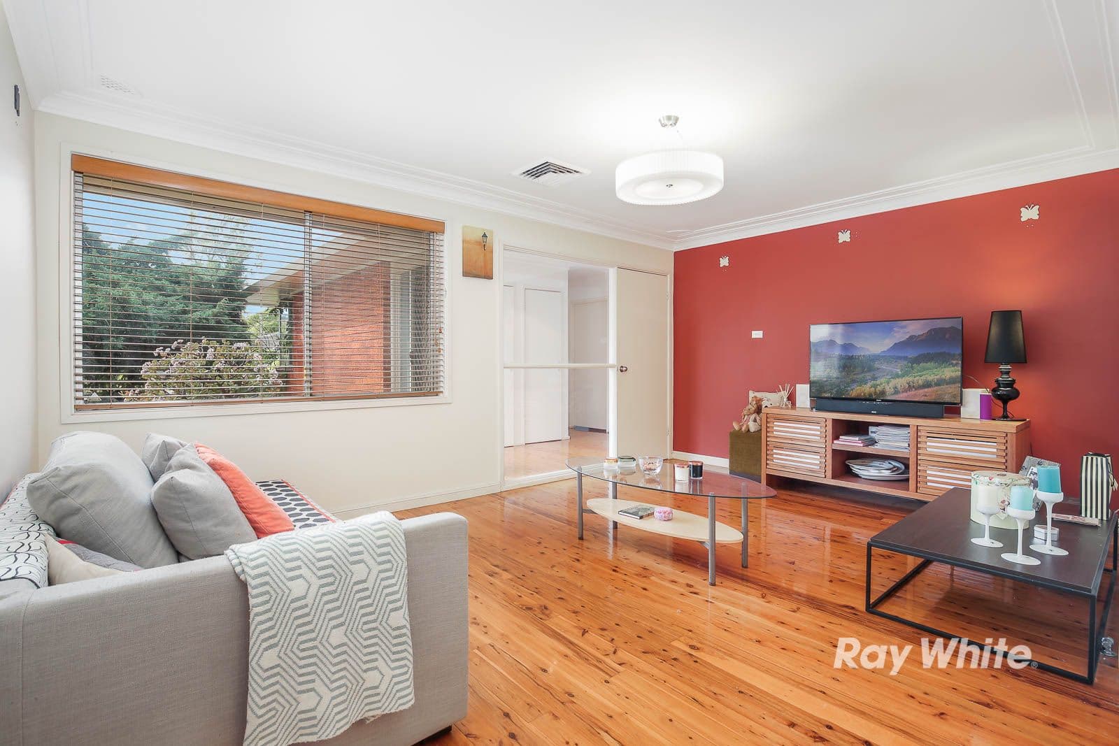 4 Brucedale Drive, Baulkham Hills - Thumbnail 2