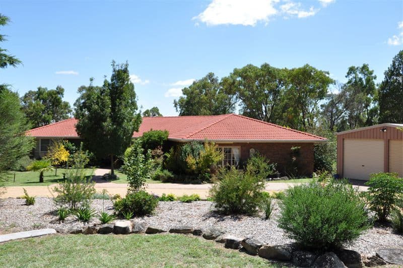 68  Roberts Road, STANTHORPE QLD 4380, Stanthorpe - Thumbnail 5
