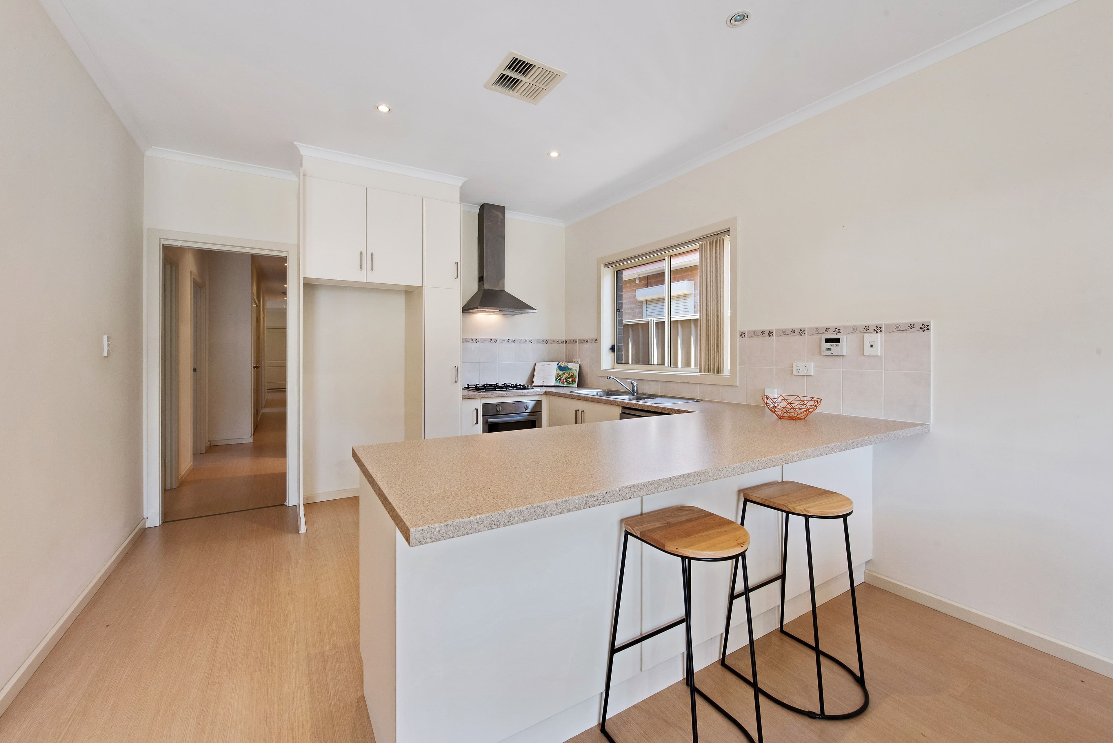 2 Rathlin Avenue, Marion SA 5043, Marion - Thumbnail 5