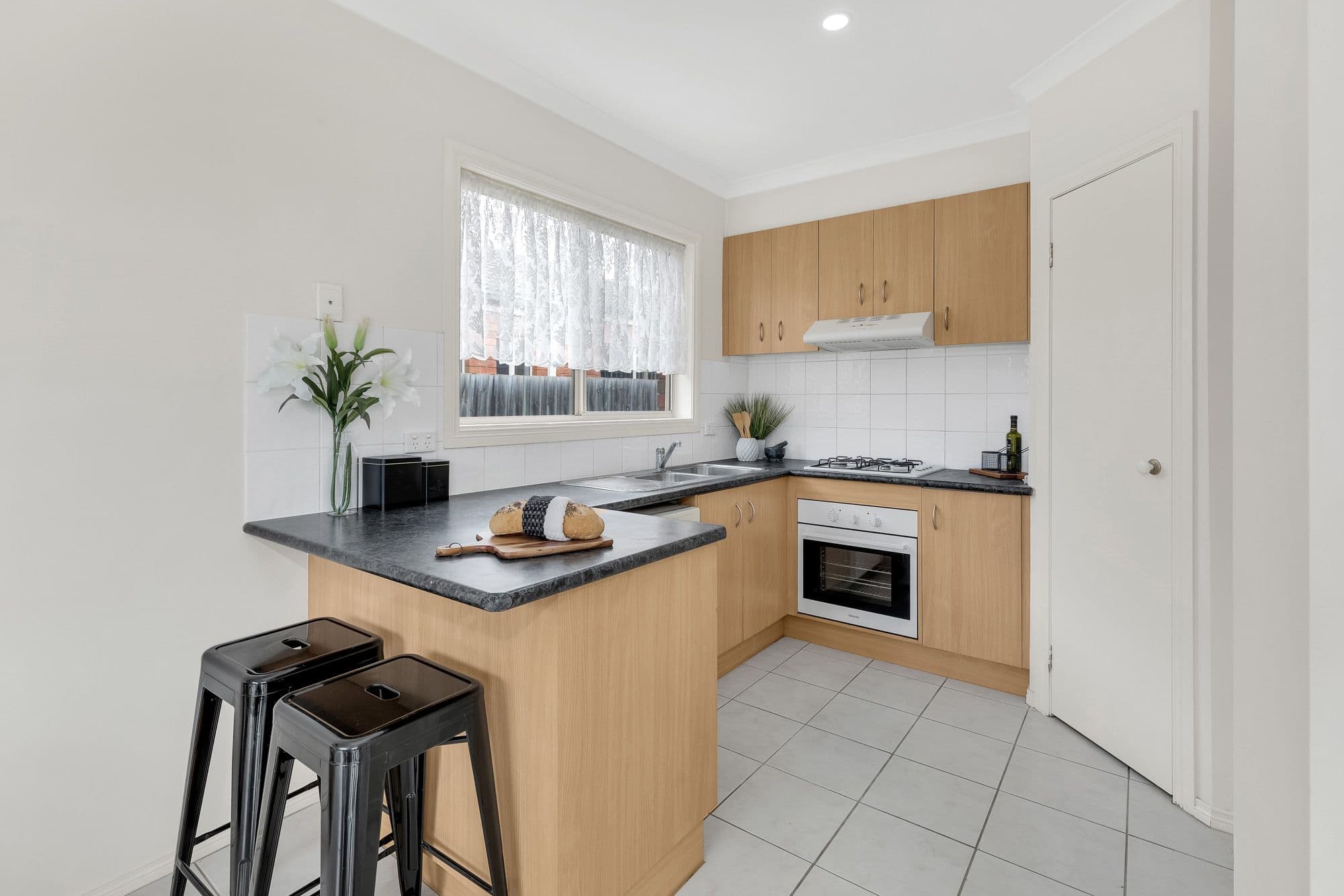 51 Hooker Road, Werribee VIC 3030, Werribee - Thumbnail 2