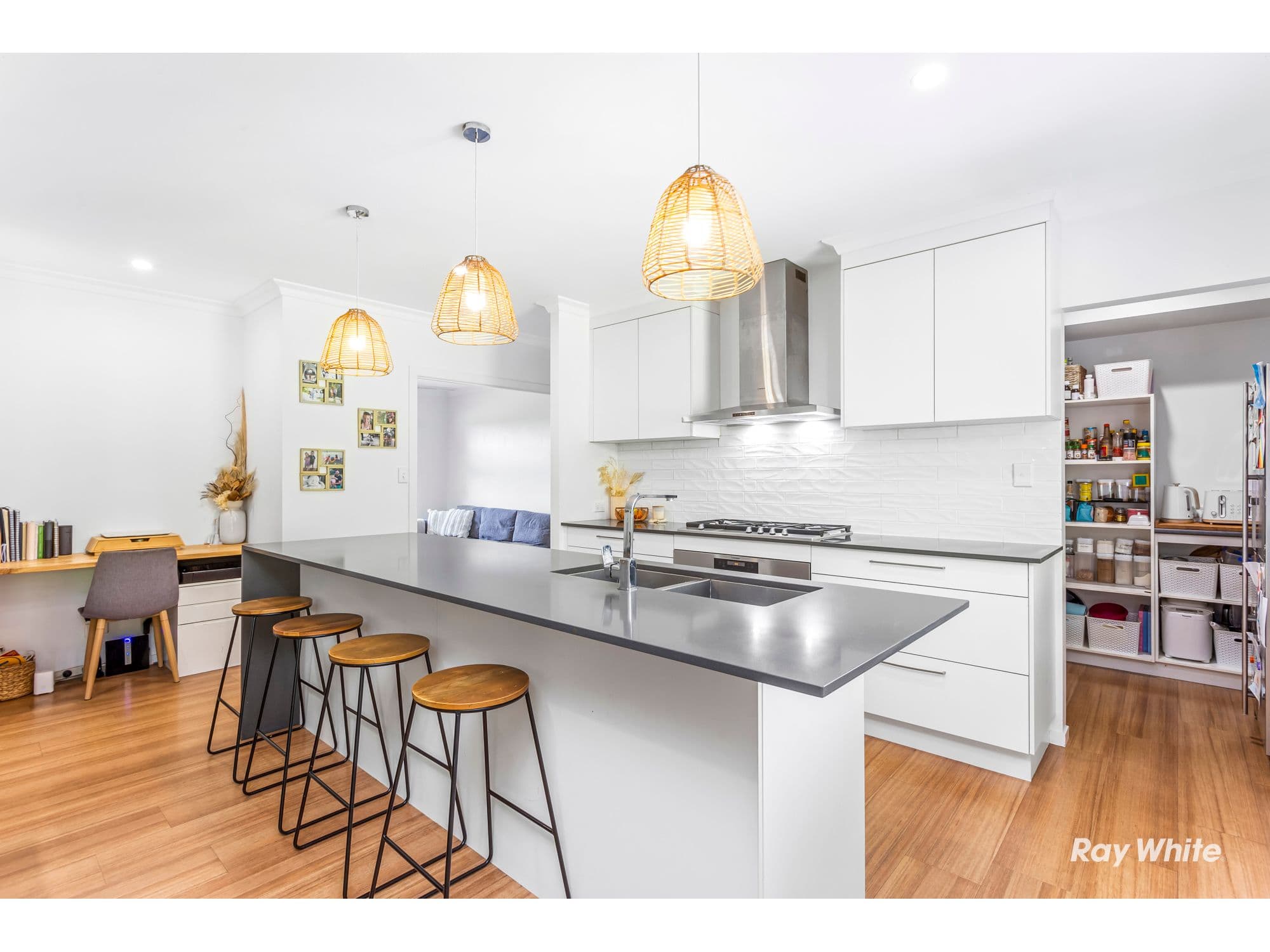 107 Clayton Road, Lammermoor QLD 4703, Lammermoor - Thumbnail 2
