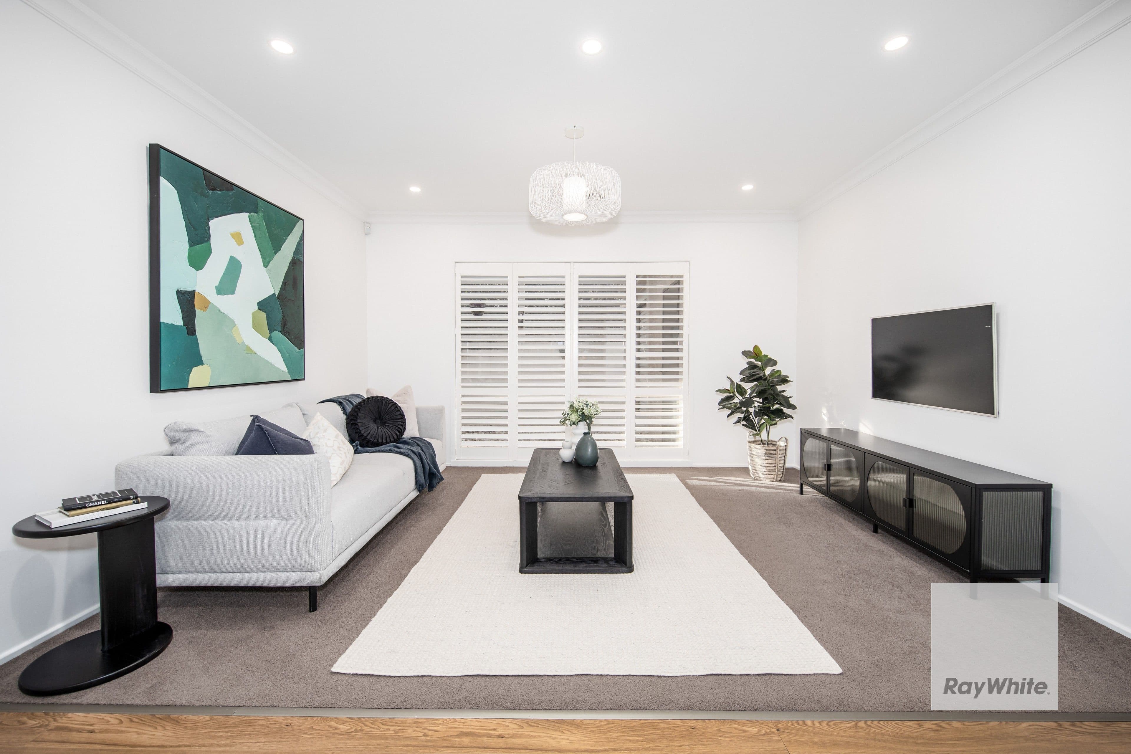 12 University Drive, Taylors Hill VIC 3037, Taylors Hill - Thumbnail 2