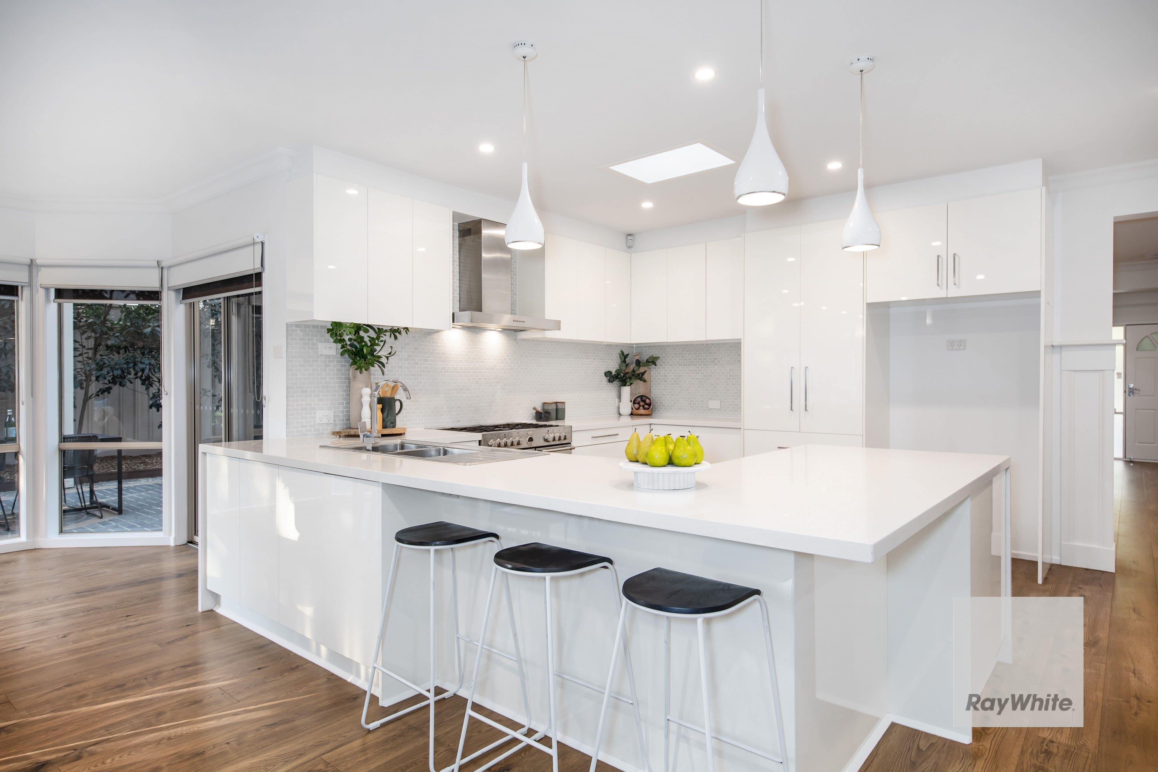 12 University Drive, Taylors Hill VIC 3037, Taylors Hill - Thumbnail 6