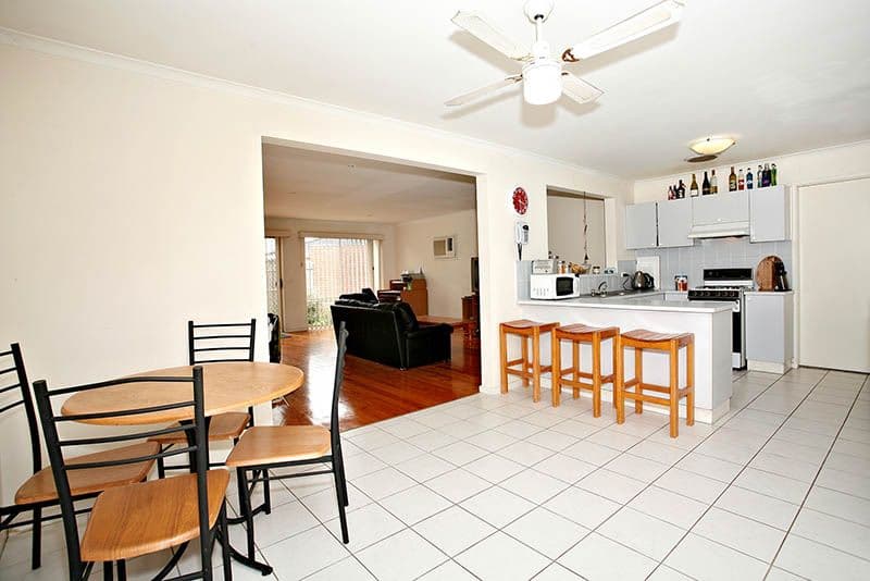 4 Berala Place, MILL PARK VIC 3082, Mill Park - Thumbnail 2