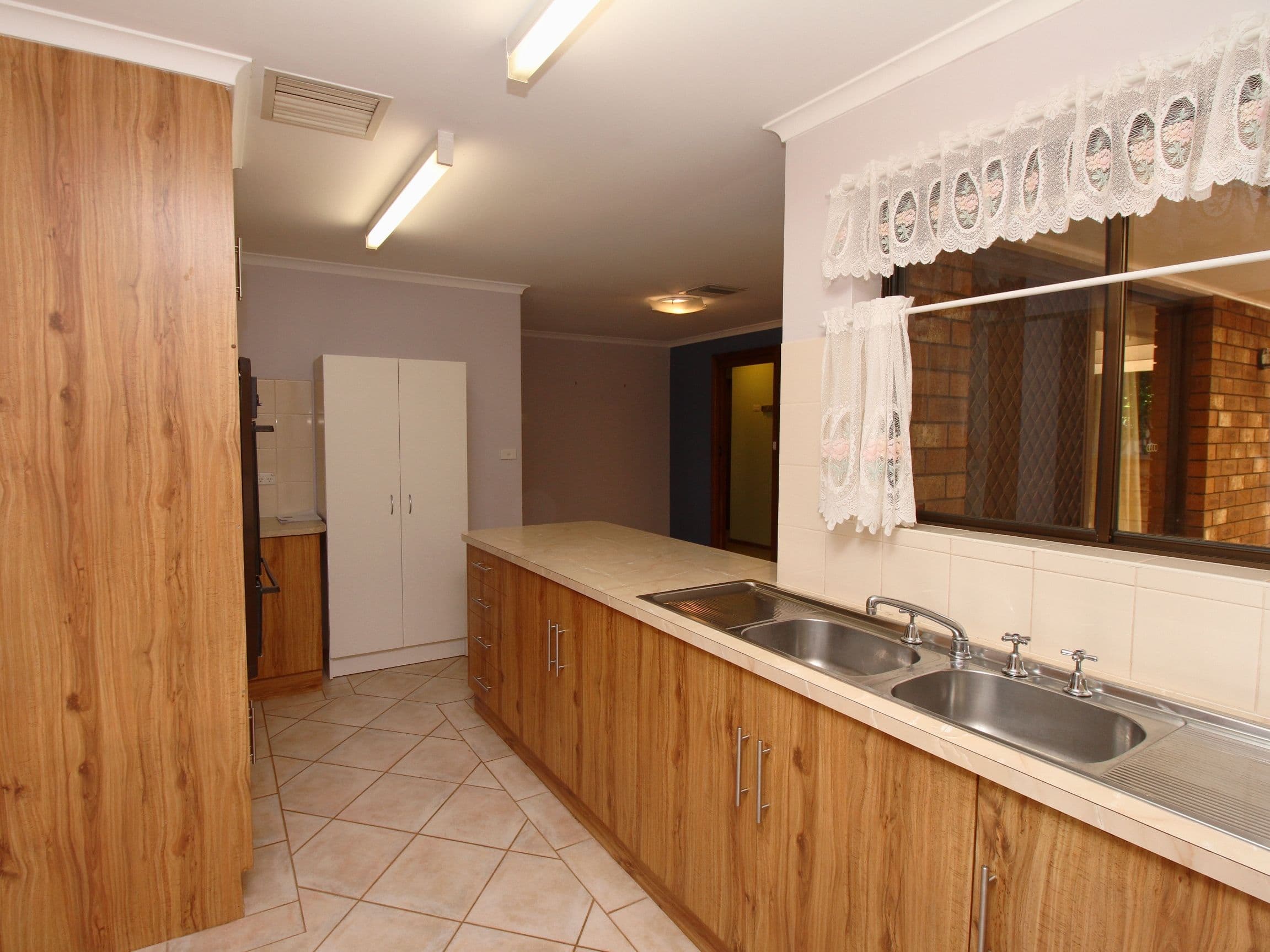 97 Kay Avenue, Berri SA 5343, Berri - Thumbnail 3