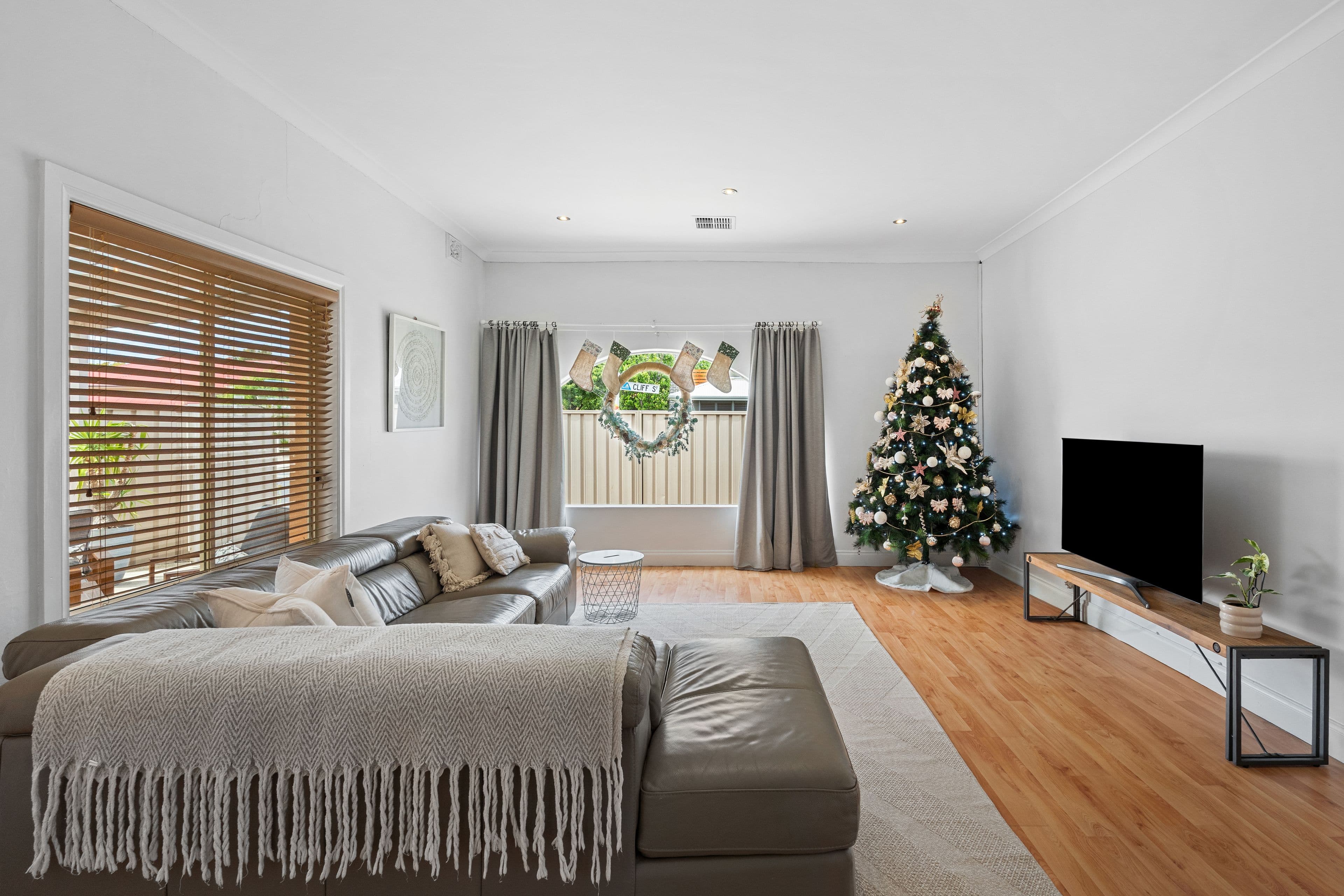 82 Cliff Street, Glengowrie SA 5044, Glengowrie - Thumbnail 3