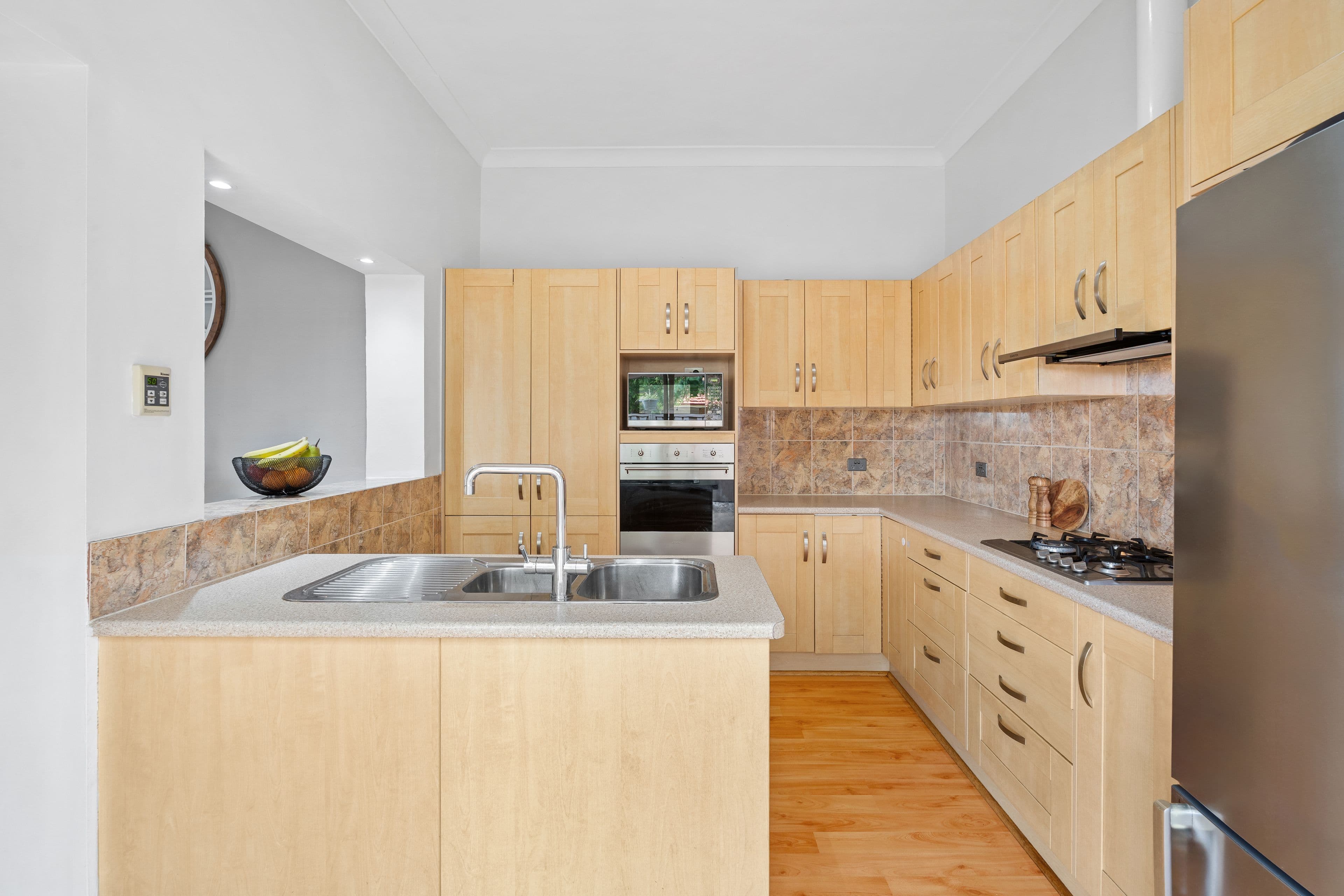 82 Cliff Street, Glengowrie SA 5044, Glengowrie - Thumbnail 6
