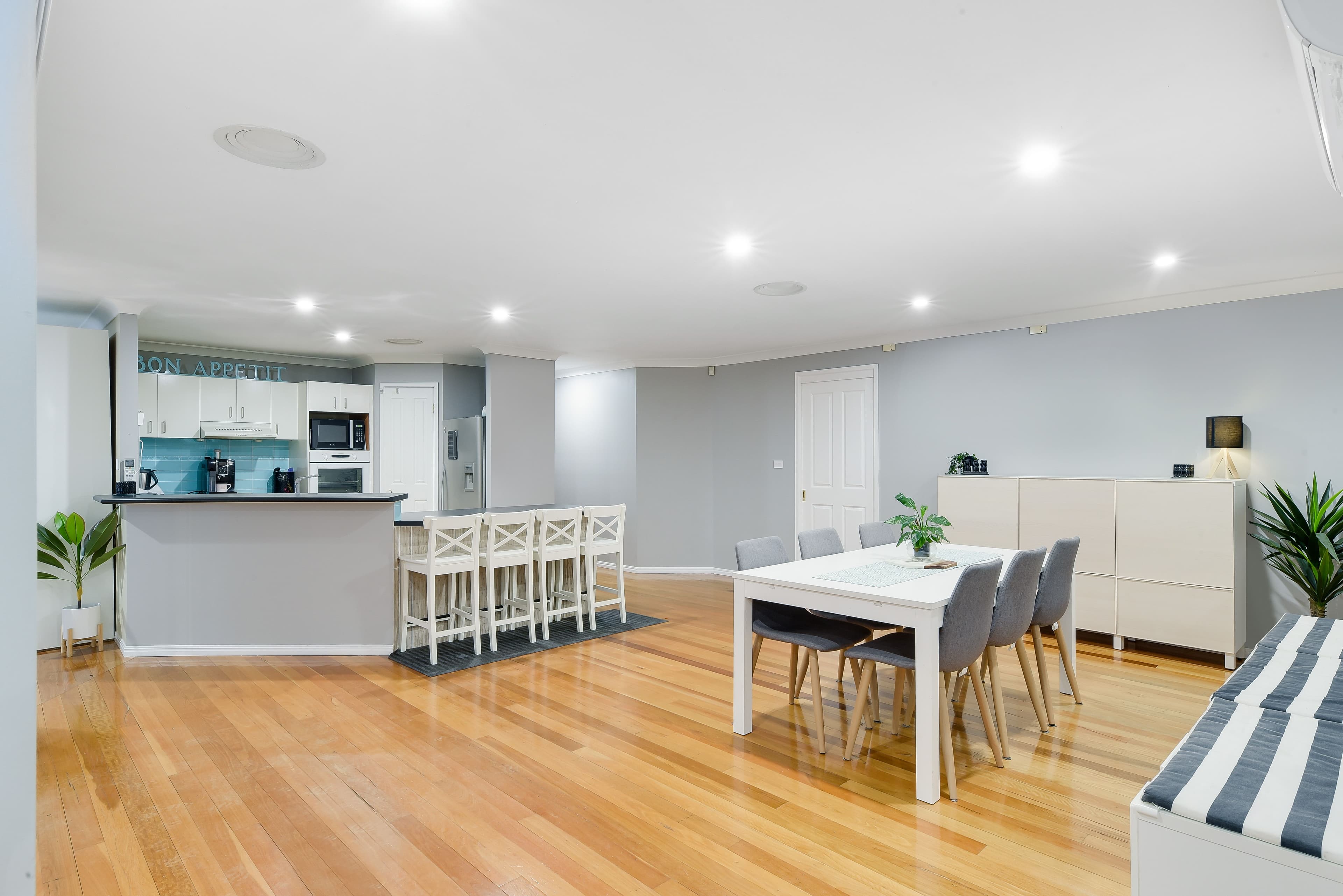 7 Terra Court, Glenmore Park - Thumbnail 3