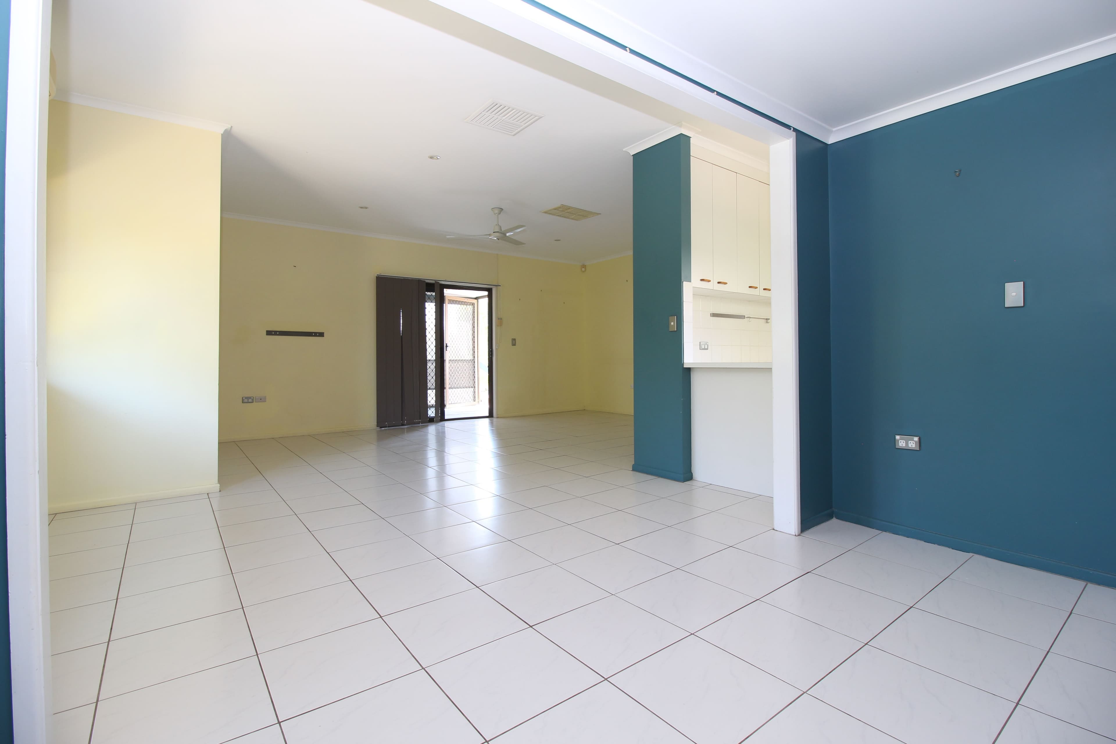 163 Opal Street, Emerald QLD 4720, Emerald - Thumbnail 5