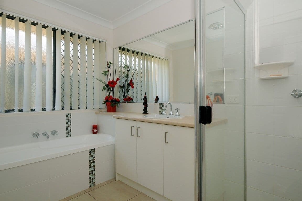 2 Smythe Drive, Highfields QLD 4352, Highfields - Thumbnail 4