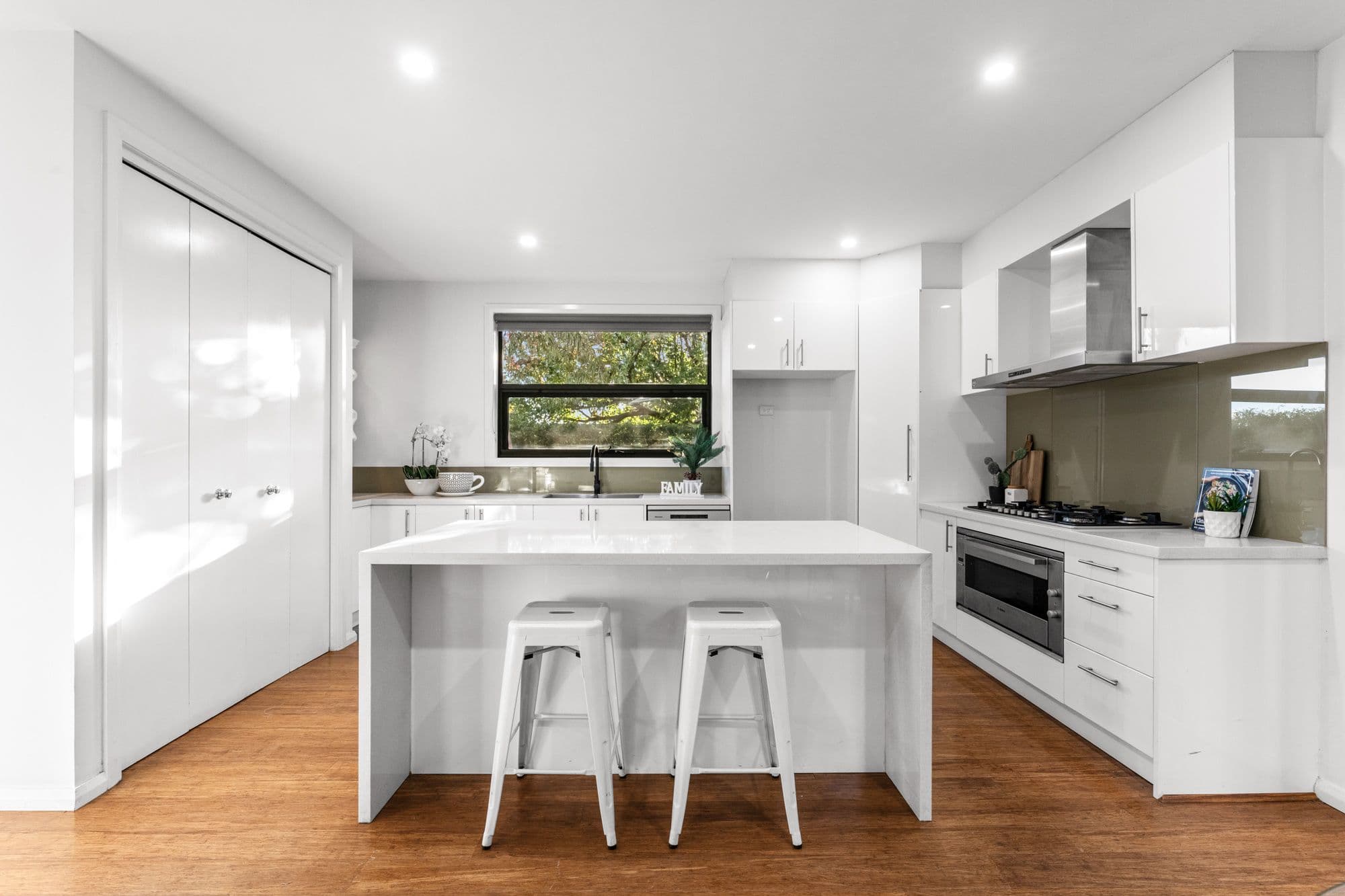 62 Hilltop Crescent, Burwood East VIC 3151, Burwood East - Thumbnail 5