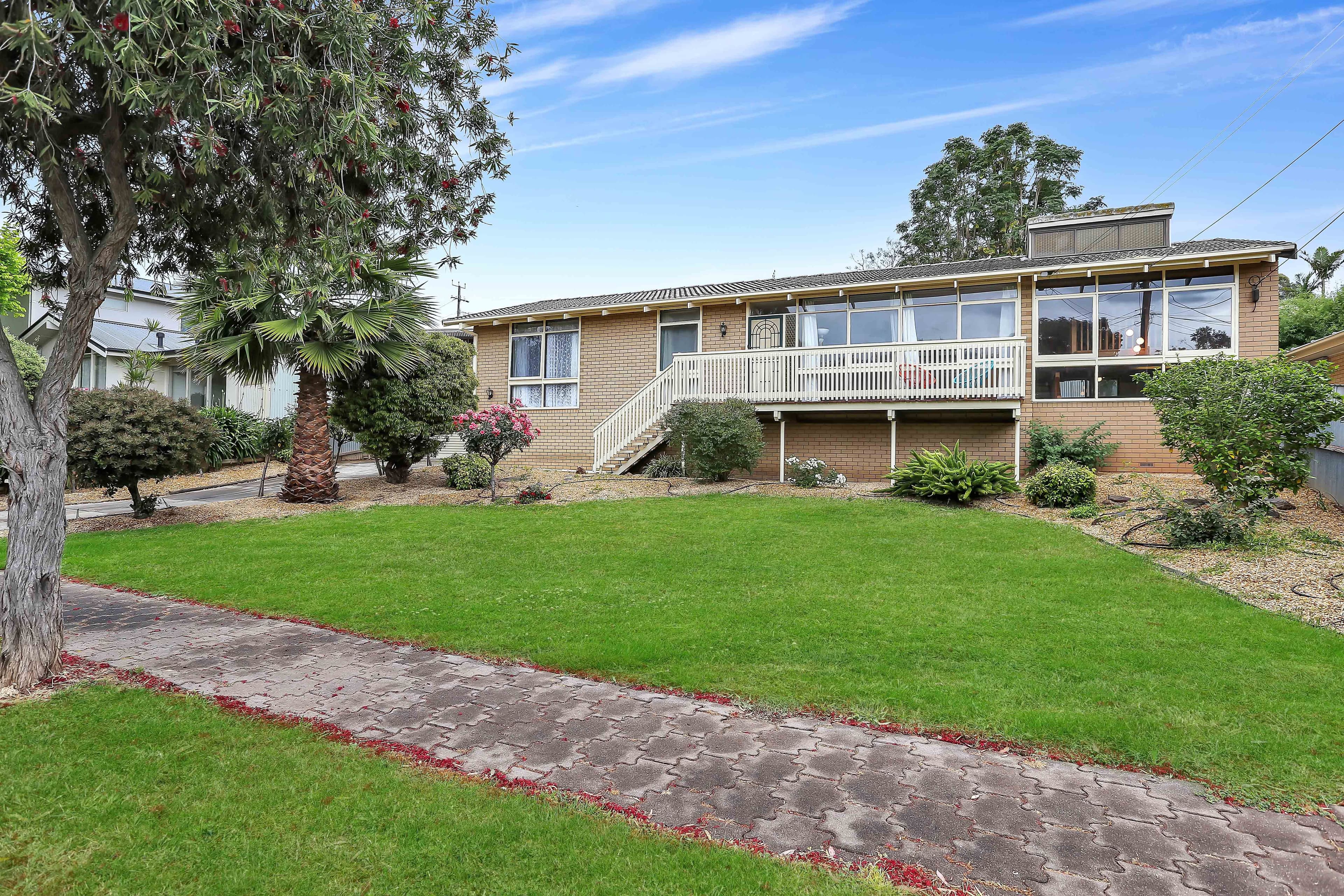 18 Derwent Terrace, Valley View SA 5093, Valley View - Image 1
