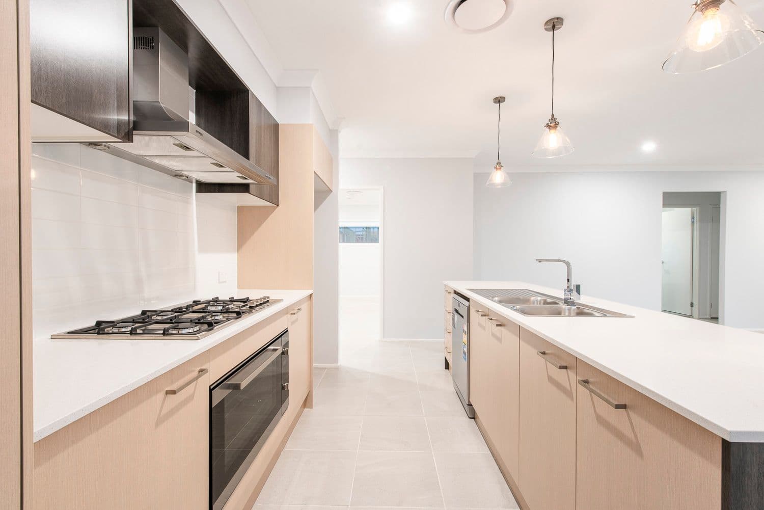 68 Columbus Street, Hamlyn Terrace - Thumbnail 3