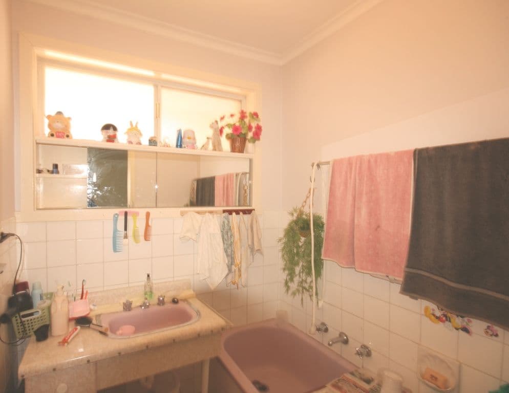 29  Errington Road, ST ALBANS VIC 3021, St Albans - Thumbnail 4