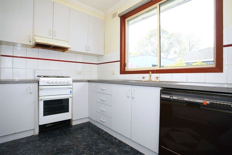 13 Shepreth Avenue, NOBLE PARK VIC 3174, Noble Park - Thumbnail 4