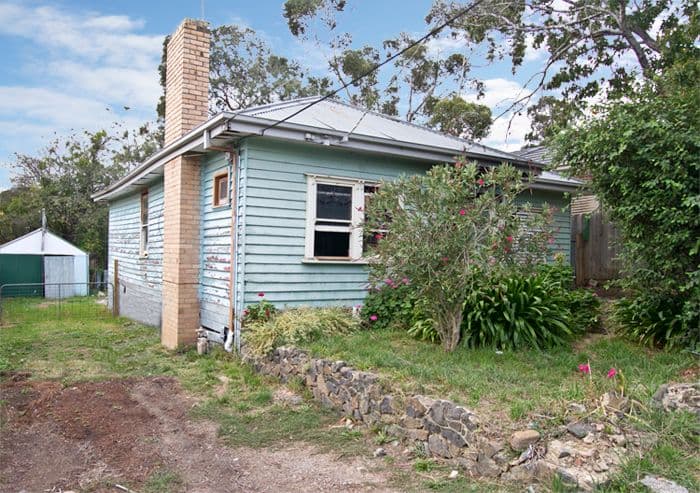 38 Beaconsfield Road, BRIAR HILL VIC 3088, Briar Hill - Image 1