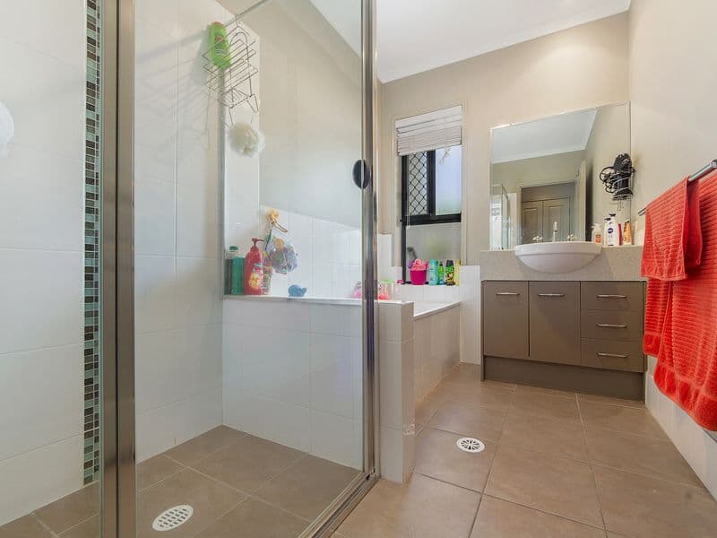 20 Starush Court, Upper Coomera QLD 4209, Upper Coomera - Thumbnail 8