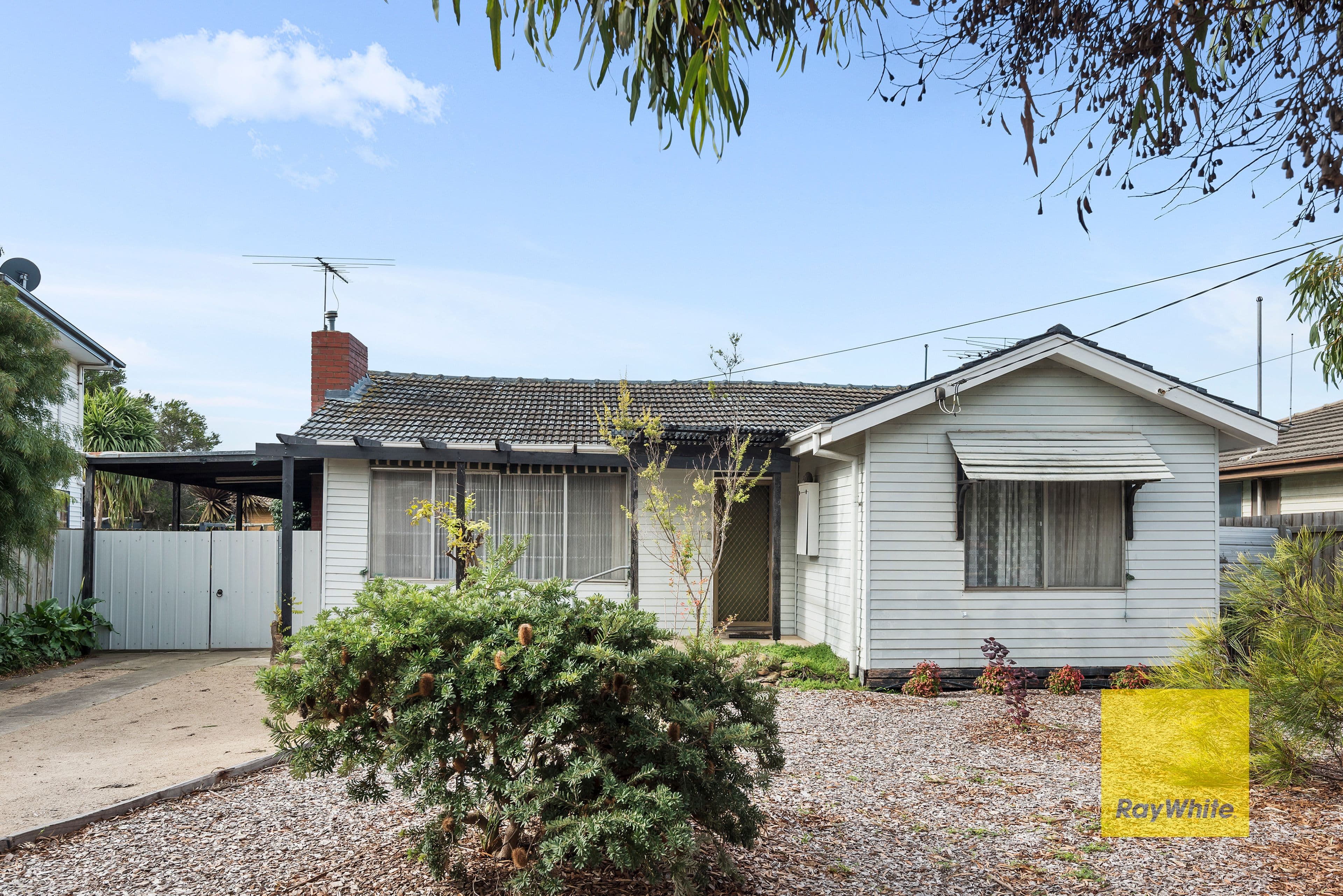15 Carinya Avenue, Newcomb VIC 3219, Newcomb - Image 1