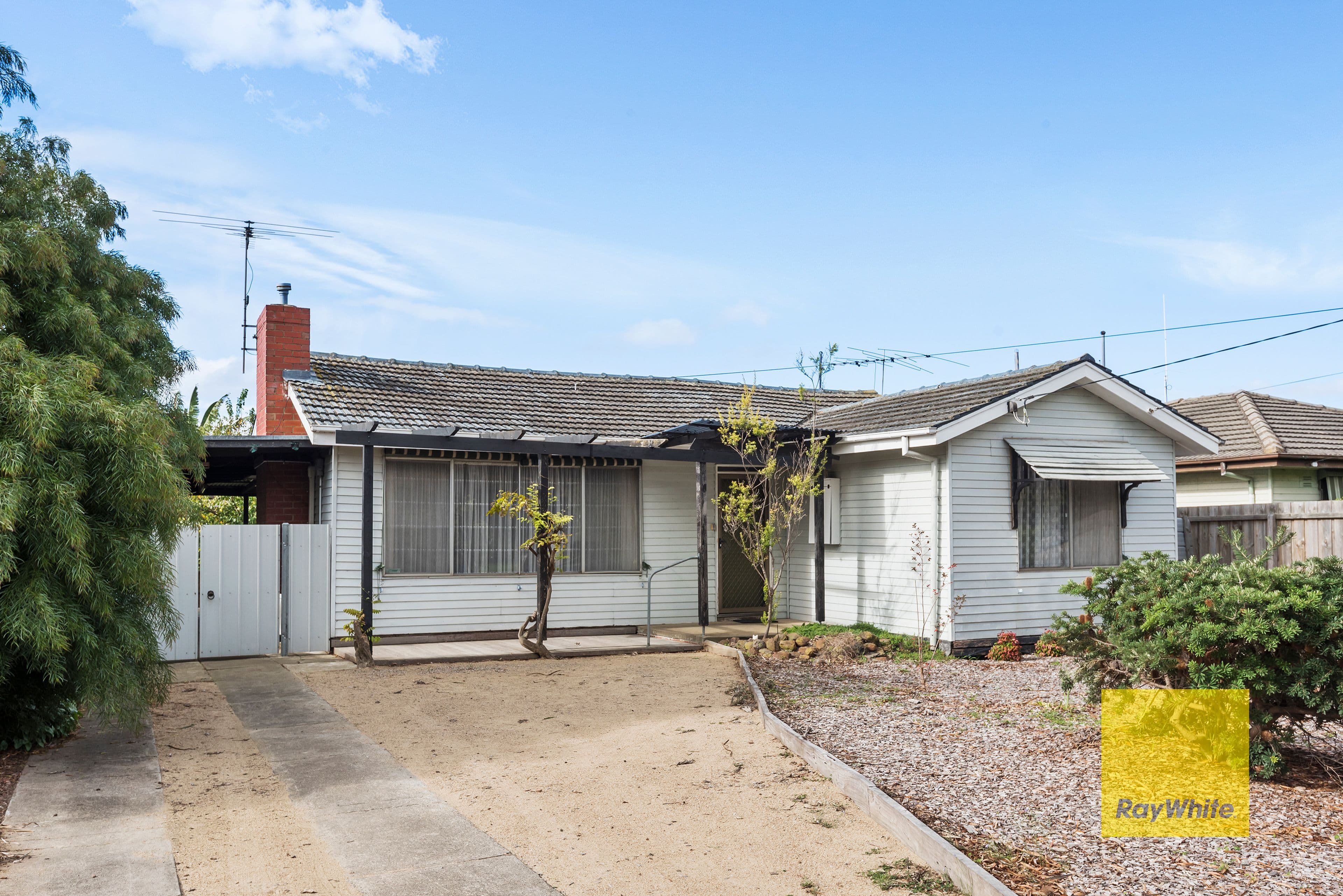 15 Carinya Avenue, Newcomb VIC 3219, Newcomb - Thumbnail 3