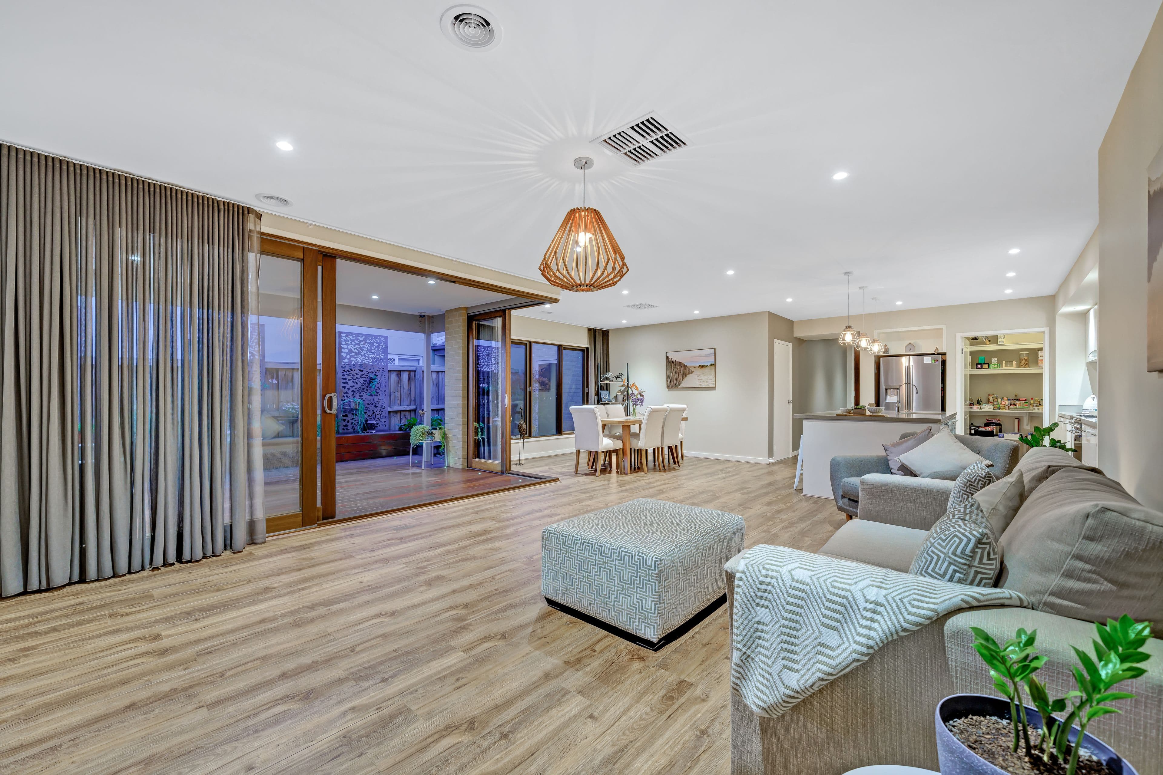 19 Sikes Road, Clyde North VIC 3978, Clyde North - Thumbnail 3