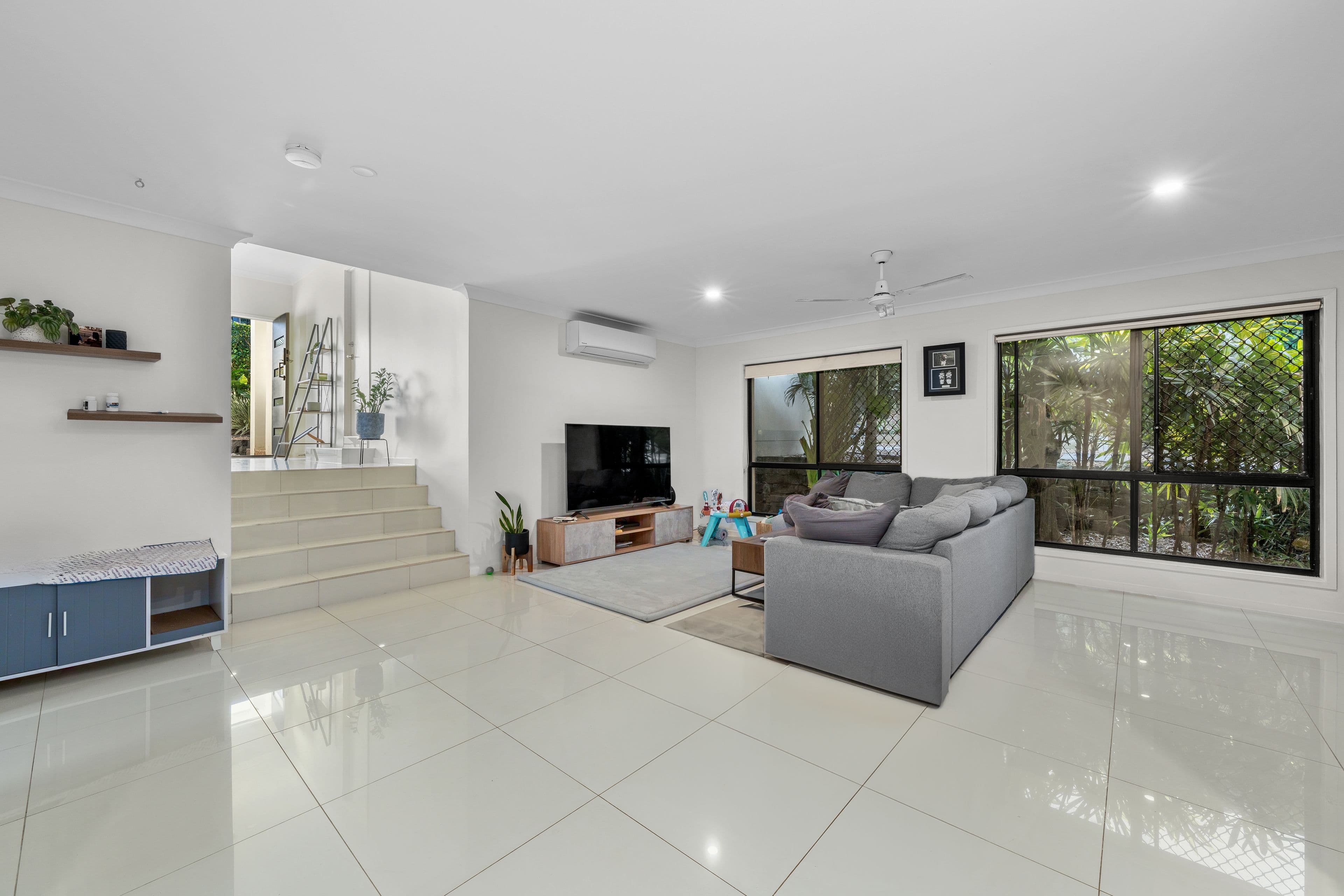 6 Barrington Street, Upper Coomera QLD 4209, Upper Coomera - Thumbnail 4