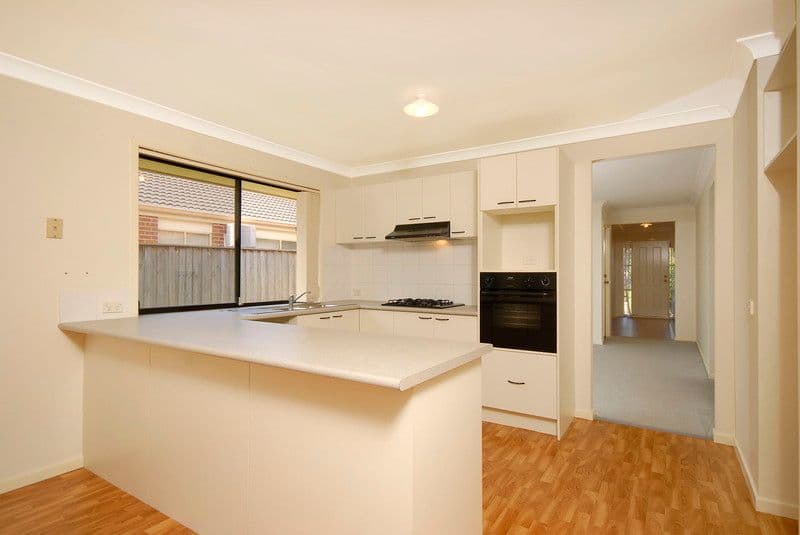 28 Winslow Avenue, STANHOPE GARDENS NSW 2768, Stanhope Gardens - Thumbnail 2