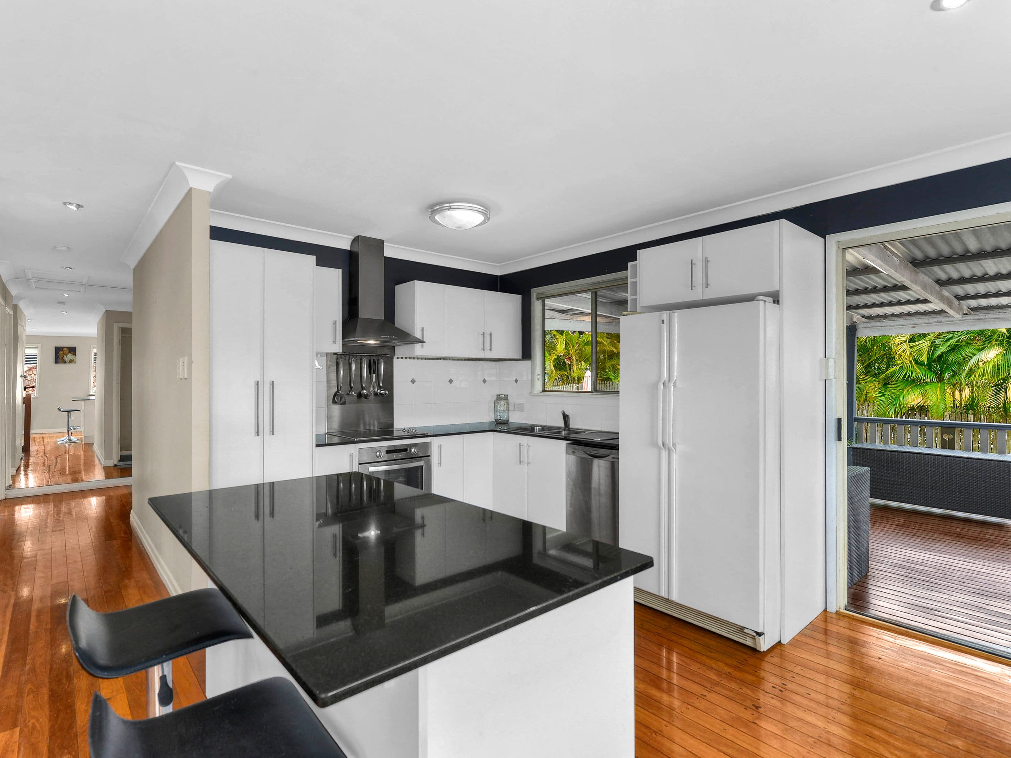 8 Patrick Lane, Norman Park QLD 4170, Norman Park - Image 1