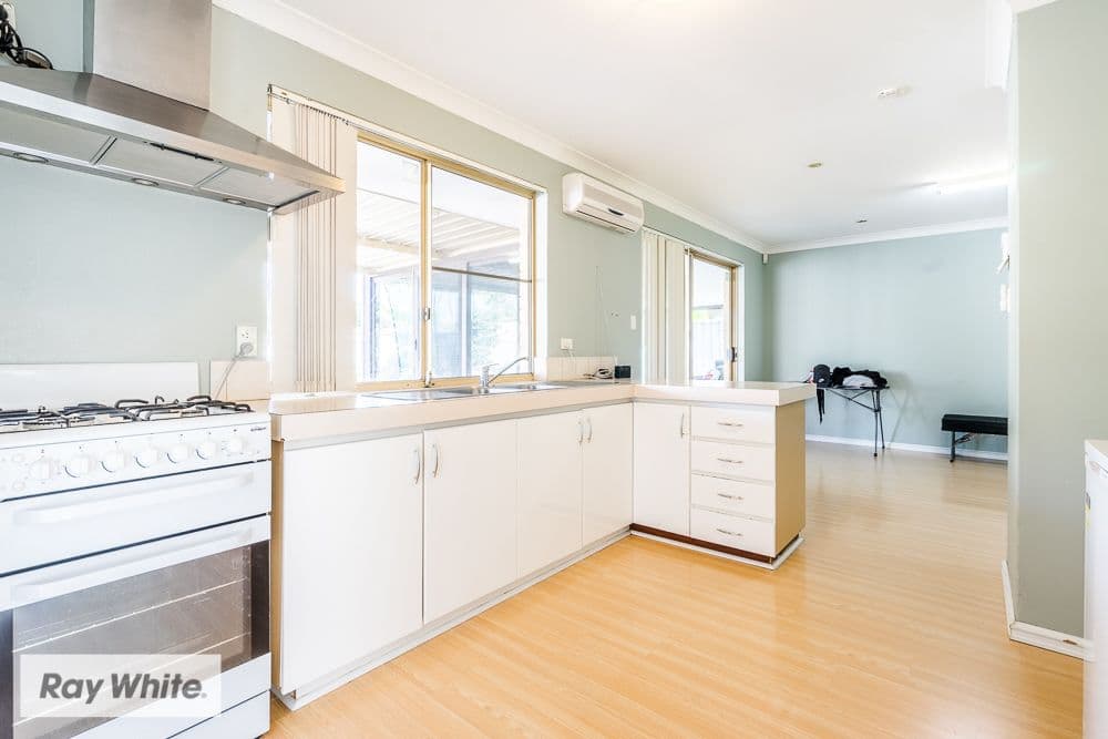 19 Yenisey Crescent, Beechboro WA 6063, Beechboro - Thumbnail 4