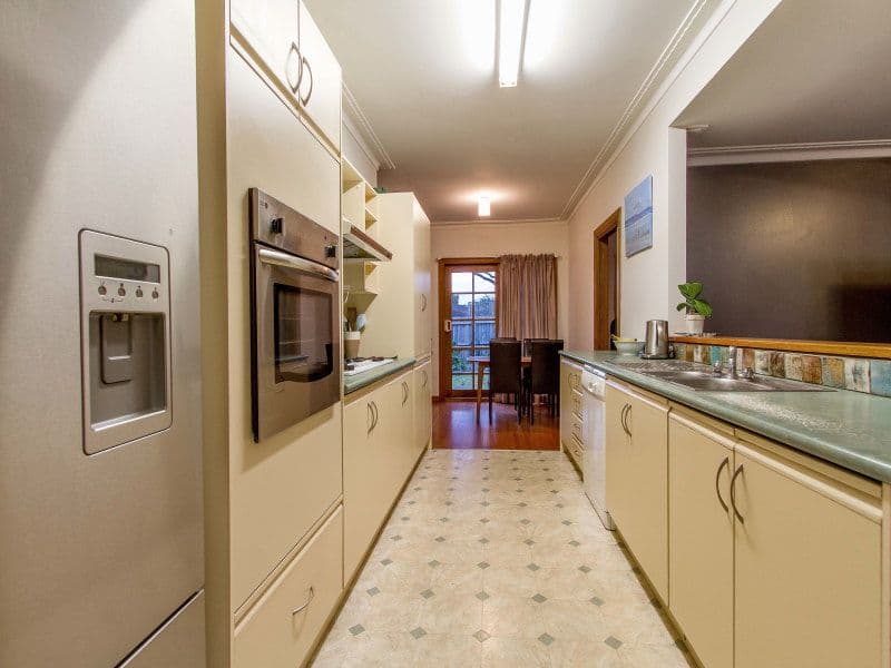 21 Bradshaw Street, FRANKSTON VIC 3199, Frankston - Thumbnail 4