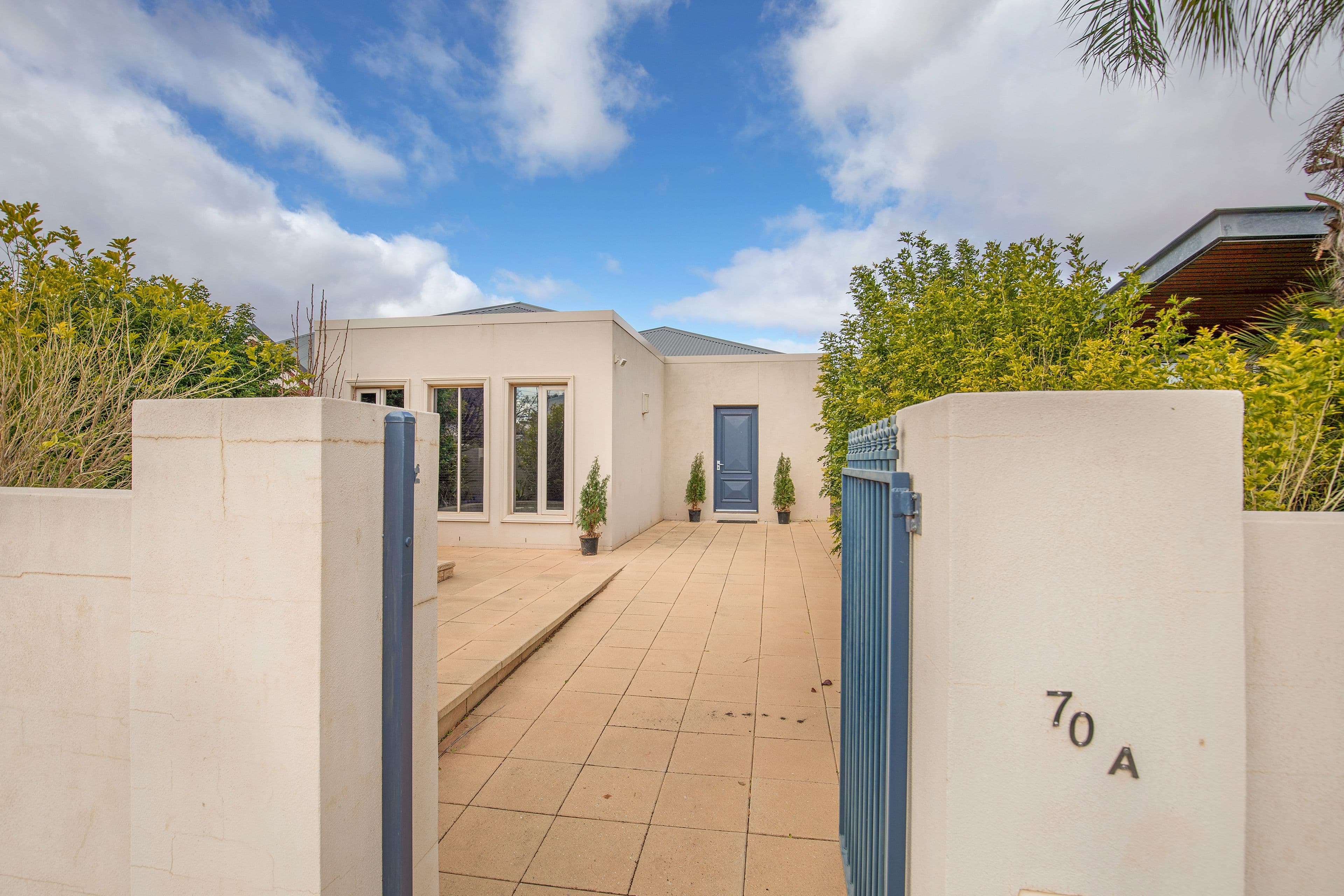 14 Krystyna Court, Karalee QLD 4306, Karalee - Thumbnail 2