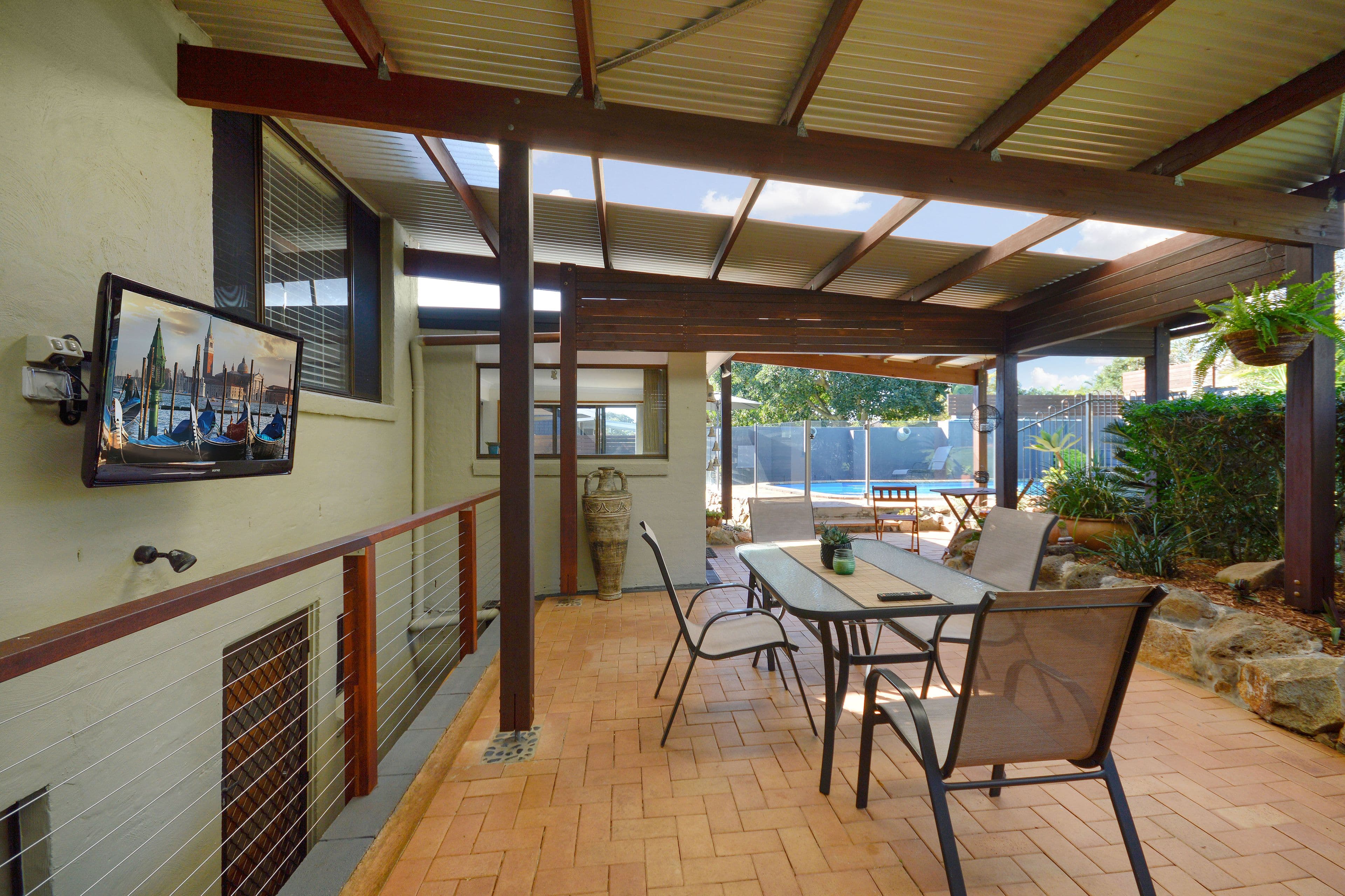 8 Durigan Place, Banora Point - Thumbnail 4