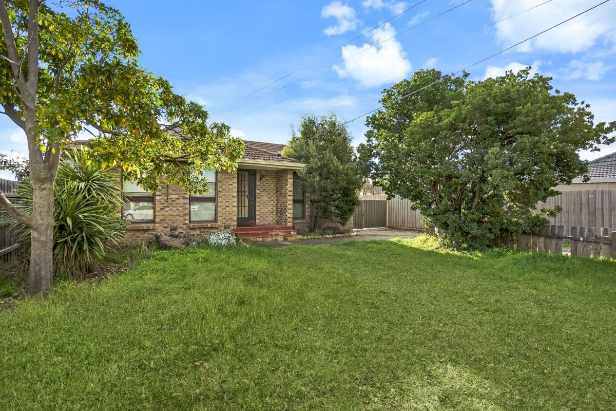 10 Cambridge Crescent, Werribee VIC 3030, Werribee - Image 1