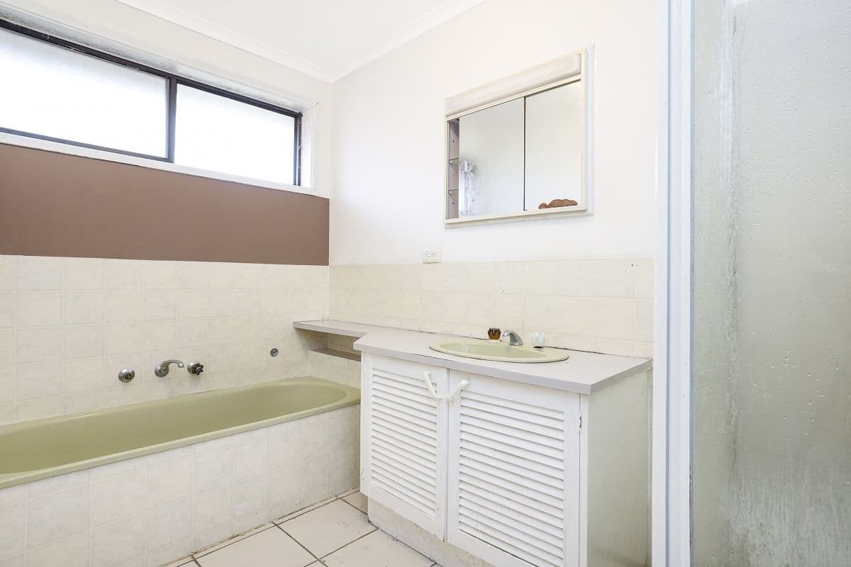 10 Cambridge Crescent, Werribee VIC 3030, Werribee - Thumbnail 5